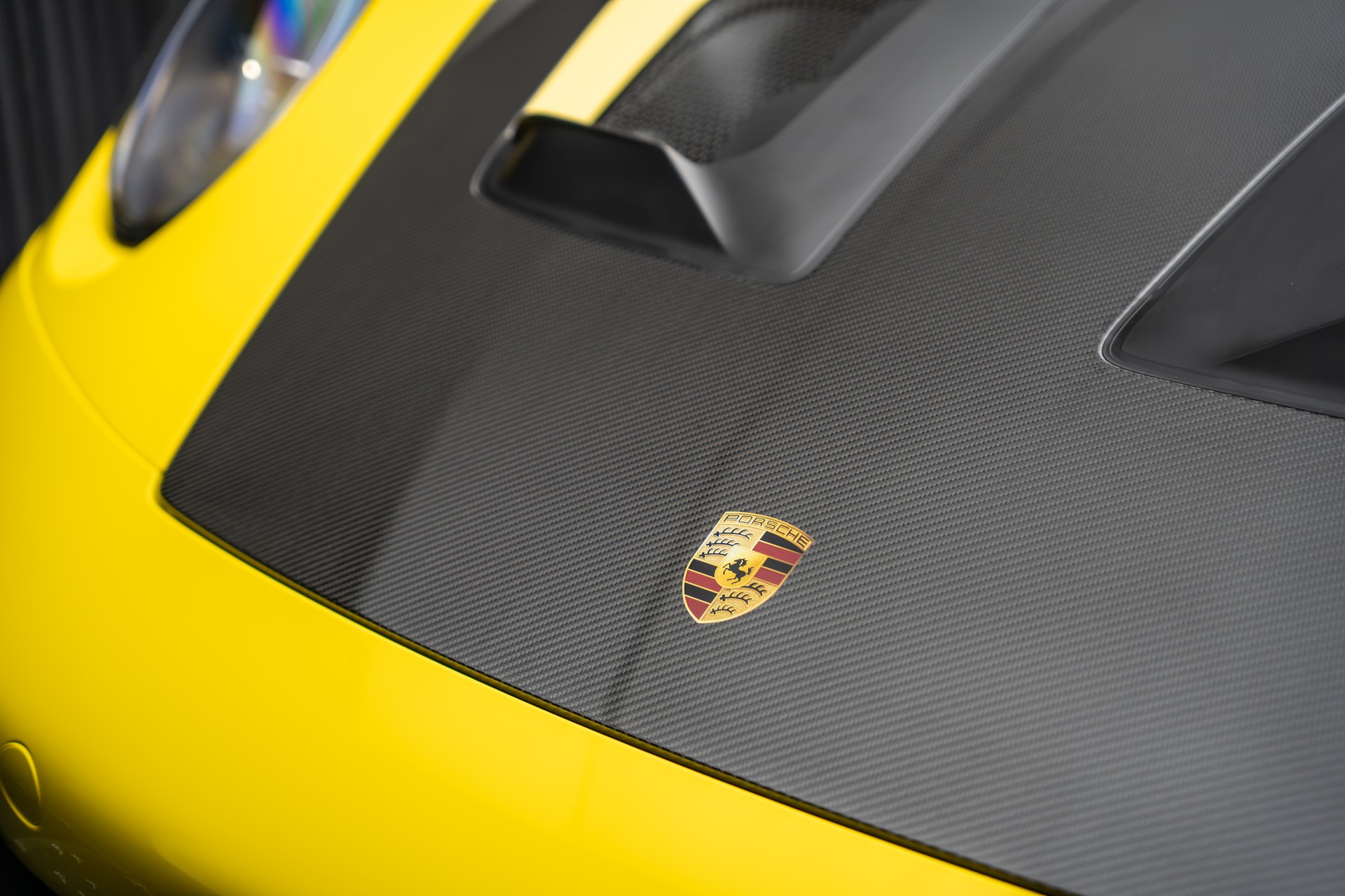 PORSCHE 911 GT3 RS Weissach-image-6