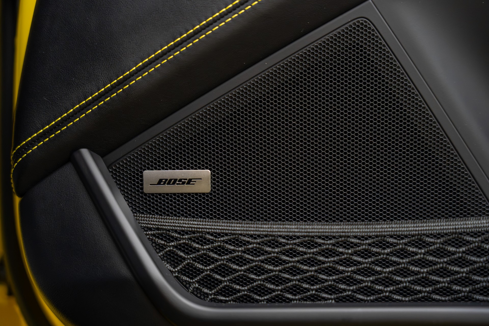 PORSCHE 911 GT3 RS Weissach-image-17