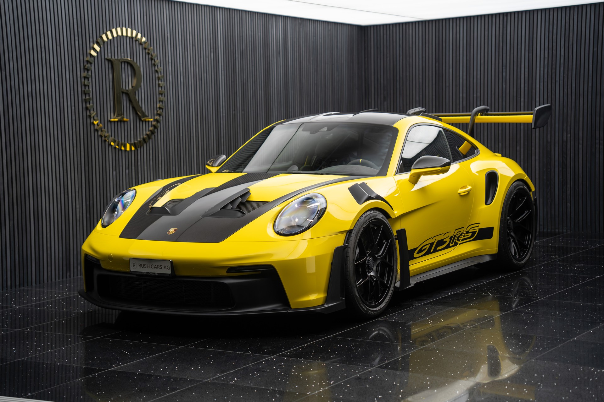 PORSCHE 911 GT3 RS Weissach-image-0