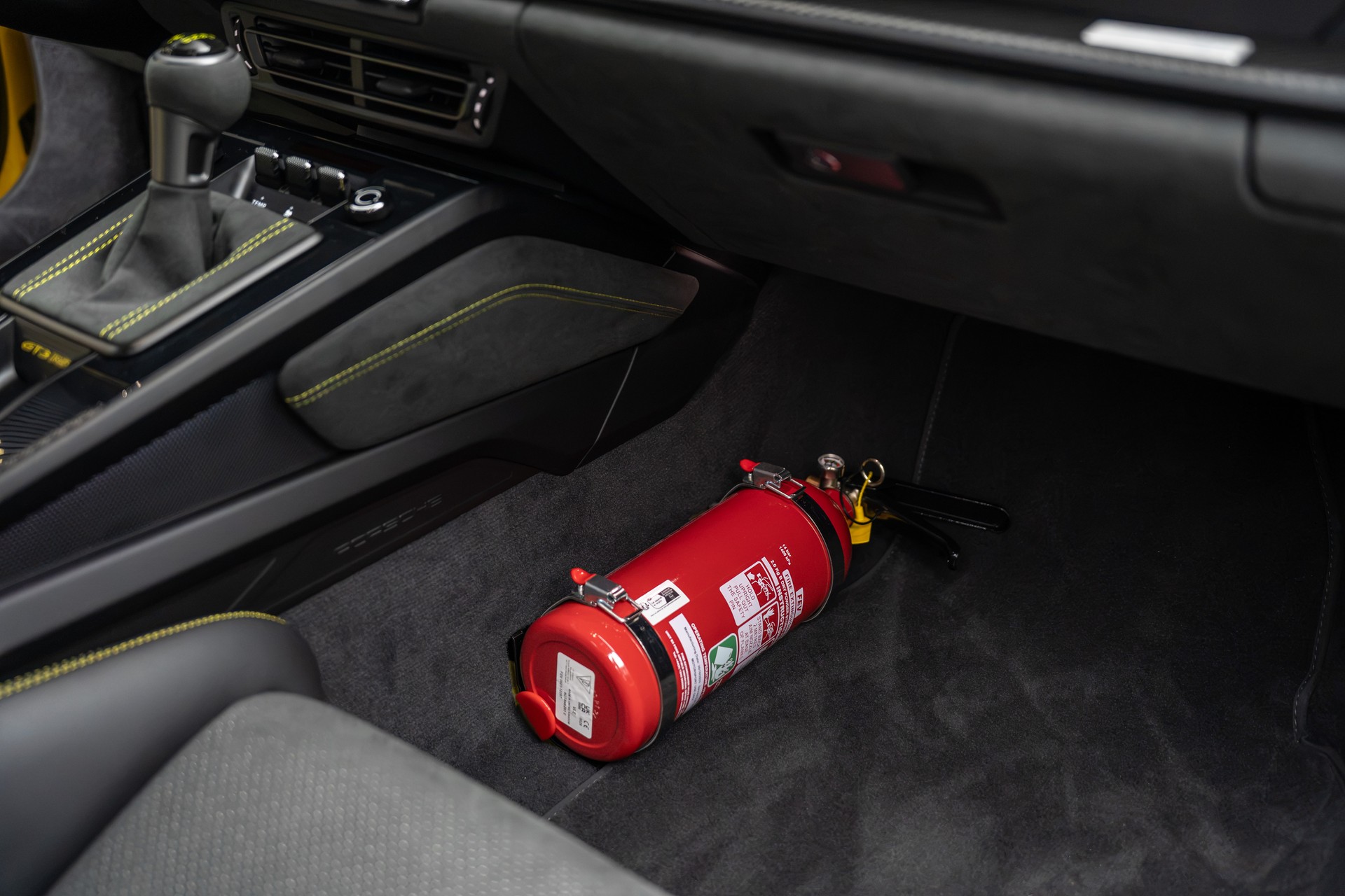 PORSCHE 911 GT3 RS Weissach-image-20
