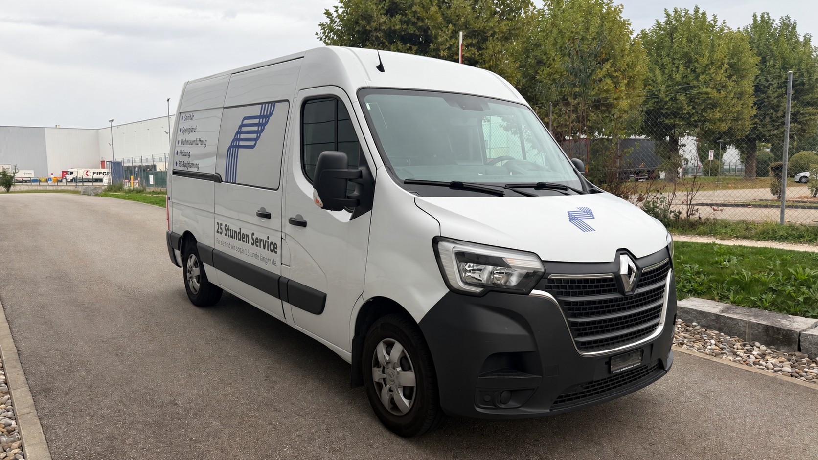 RENAULT Master T35 2.3dCi 135 L2H3-image-5