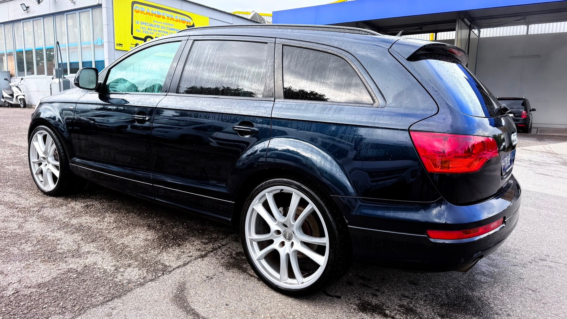 AUDI Q7 3.0 TDI quattro tiptronic-image-4