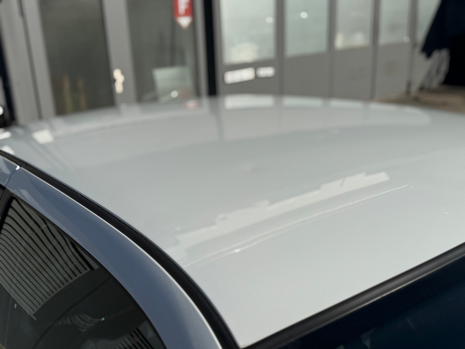 BMW 316i Compact-image-4