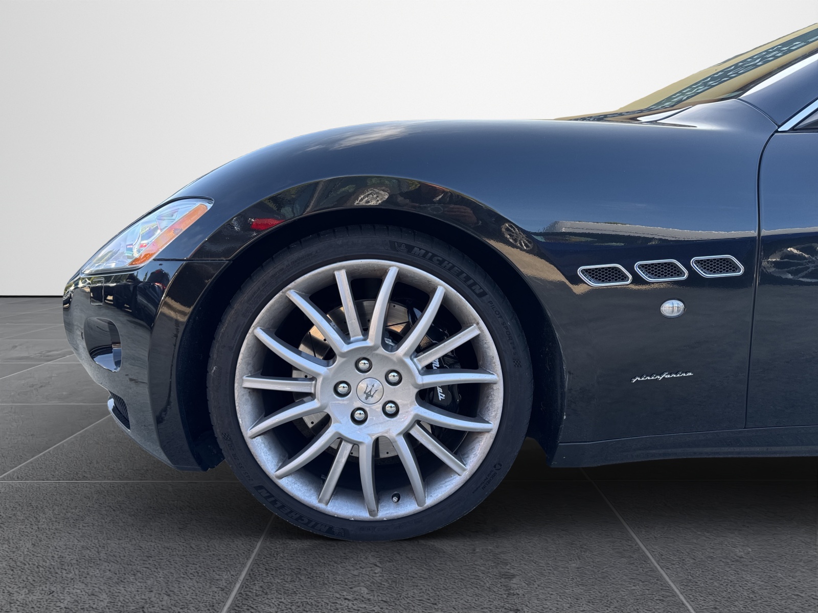 MASERATI GranTurismo S Automatica-image-15