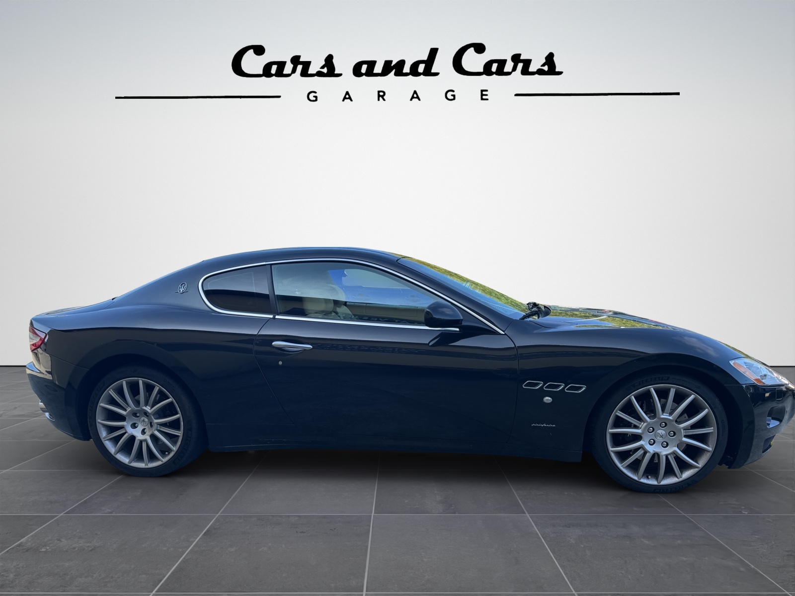MASERATI GranTurismo S Automatica-image-3