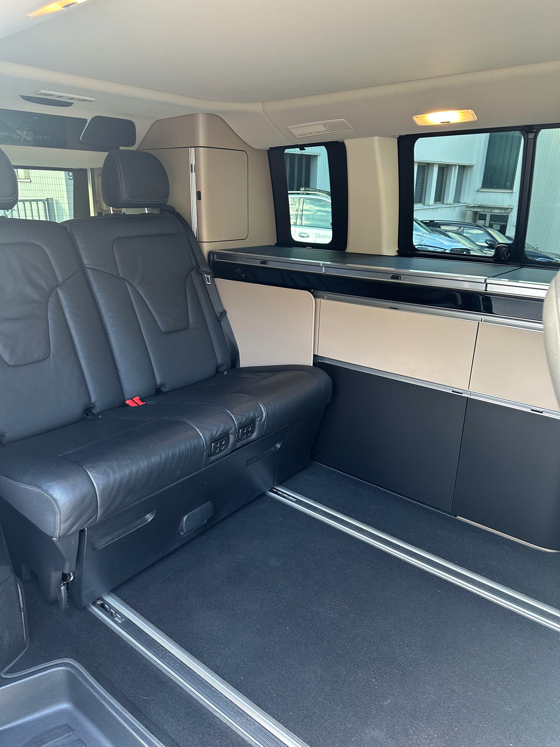 MERCEDES-BENZ Marco Polo 300 d 4M Automat-image-18