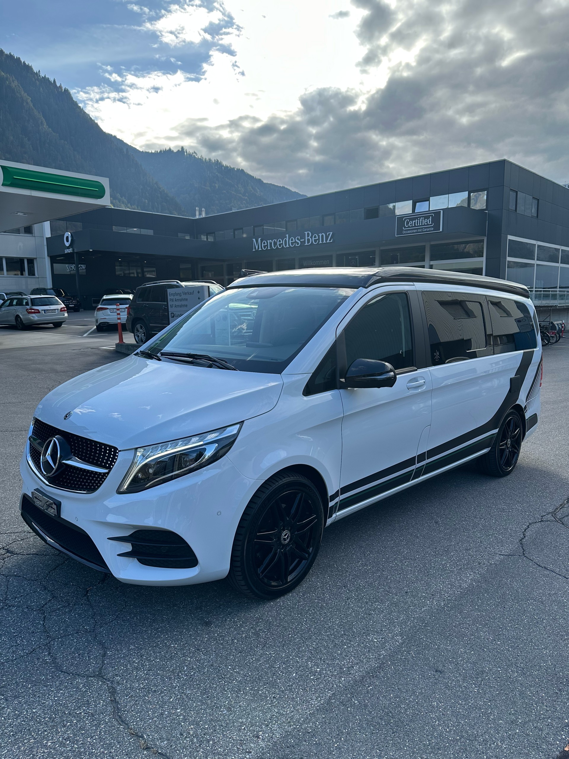 MERCEDES-BENZ Marco Polo 300 d 4M Automat-image-0