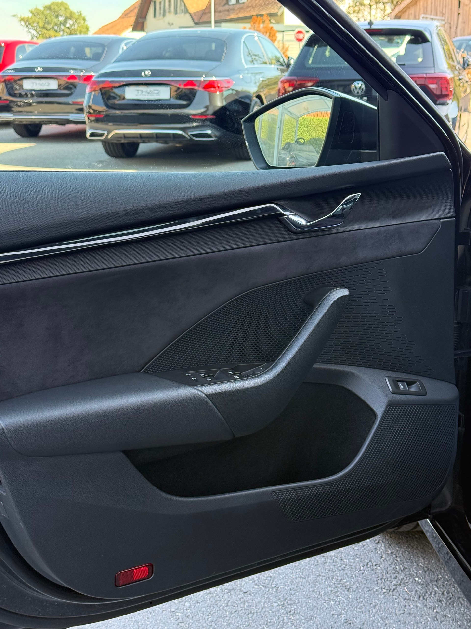 SKODA Octavia Combi 2.0 TSI DSG RS-image-16