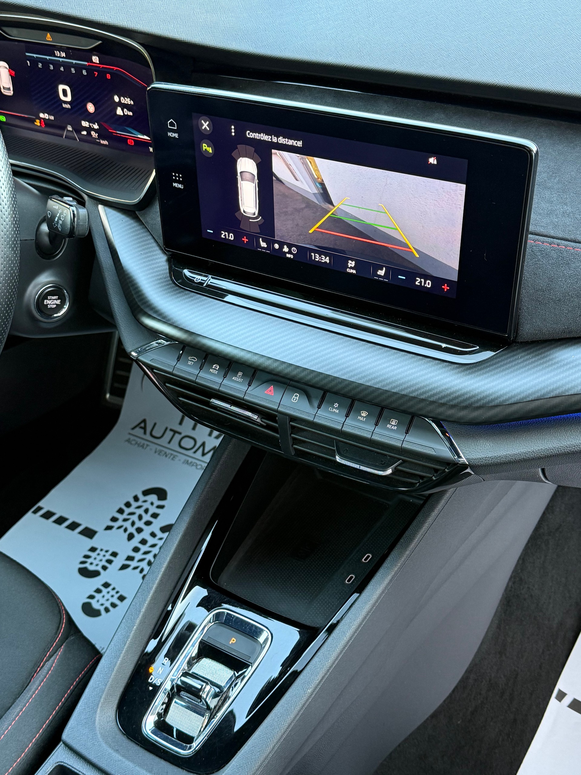 SKODA Octavia Combi 2.0 TSI DSG RS-image-26