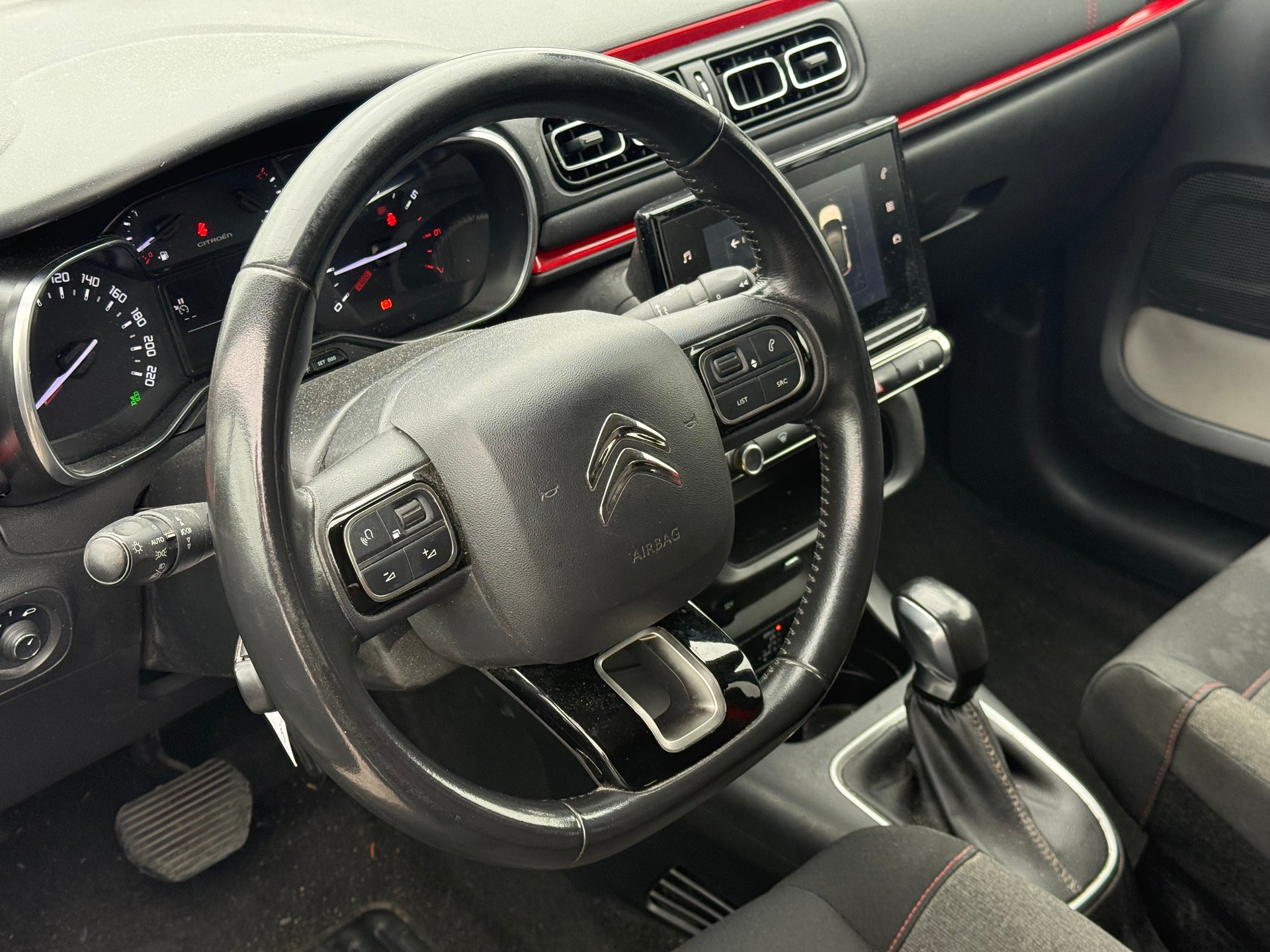 CITROEN C3 1.2i PureTech Elle EAT6-image-10