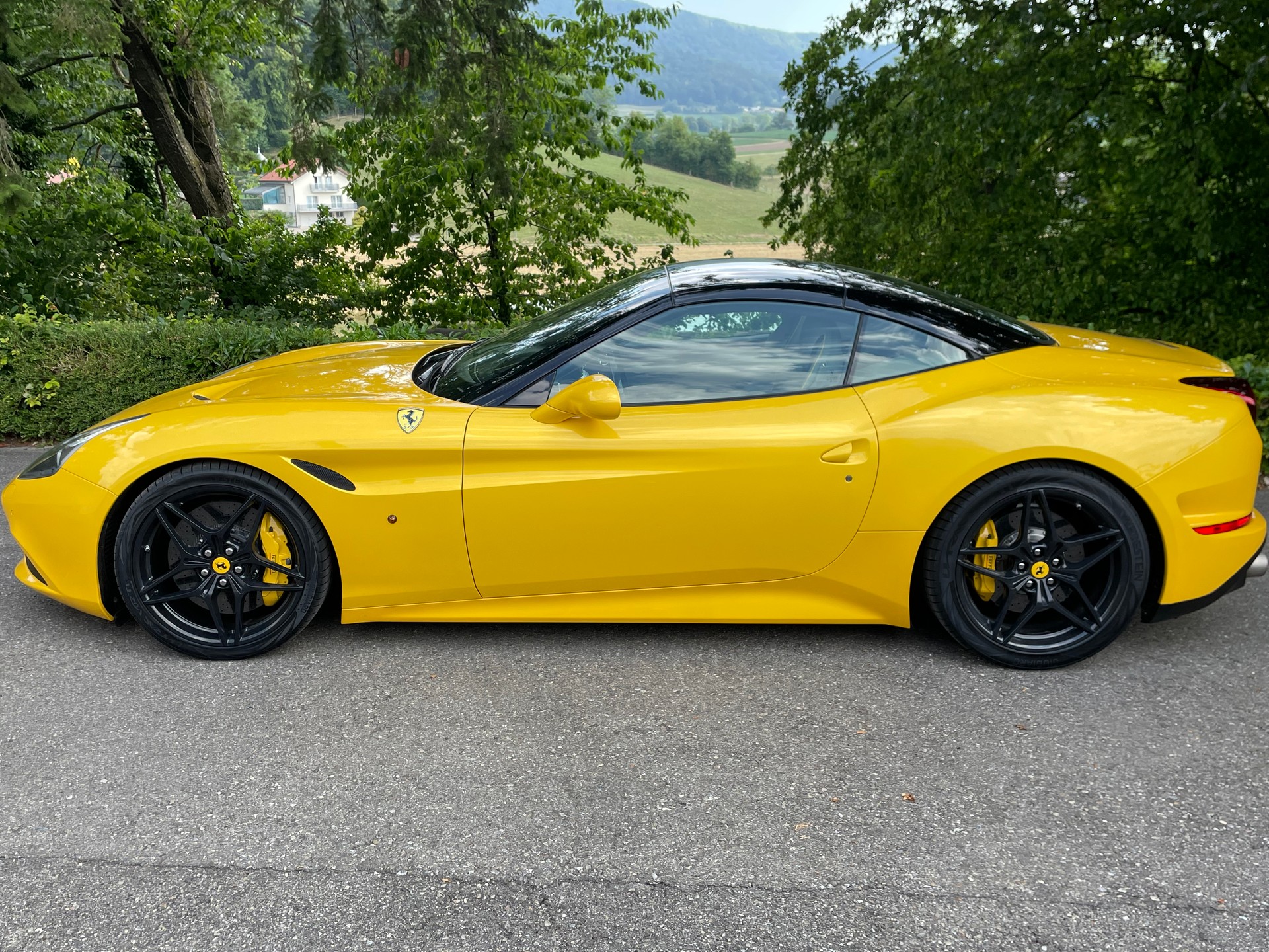 FERRARI 3.9 Turbo-image-1