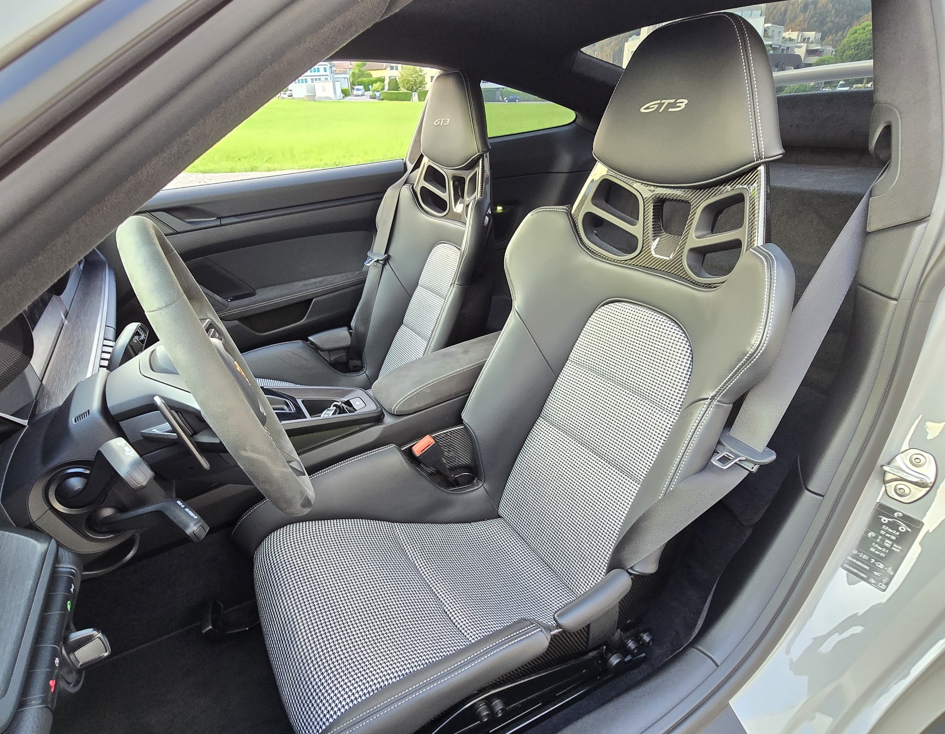 PORSCHE 911 GT3 PDK-image-14