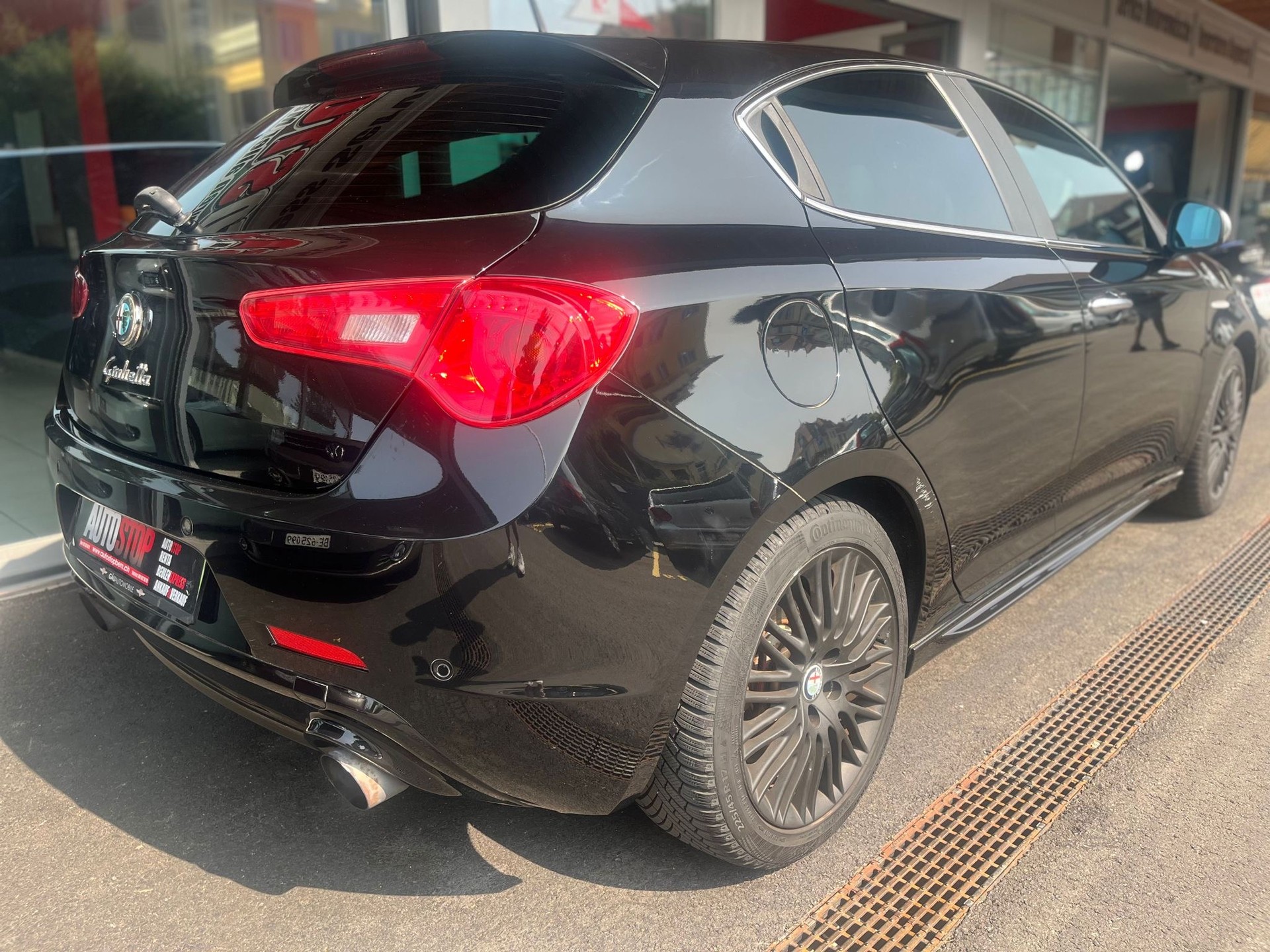 ALFA ROMEO Giulietta 1750 TBi Quadrifoglio Verde-image-3