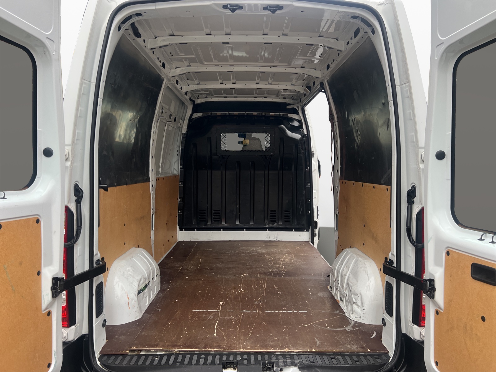 NISSAN NV400 F35.17 L2H2 FWD Comfort-image-18