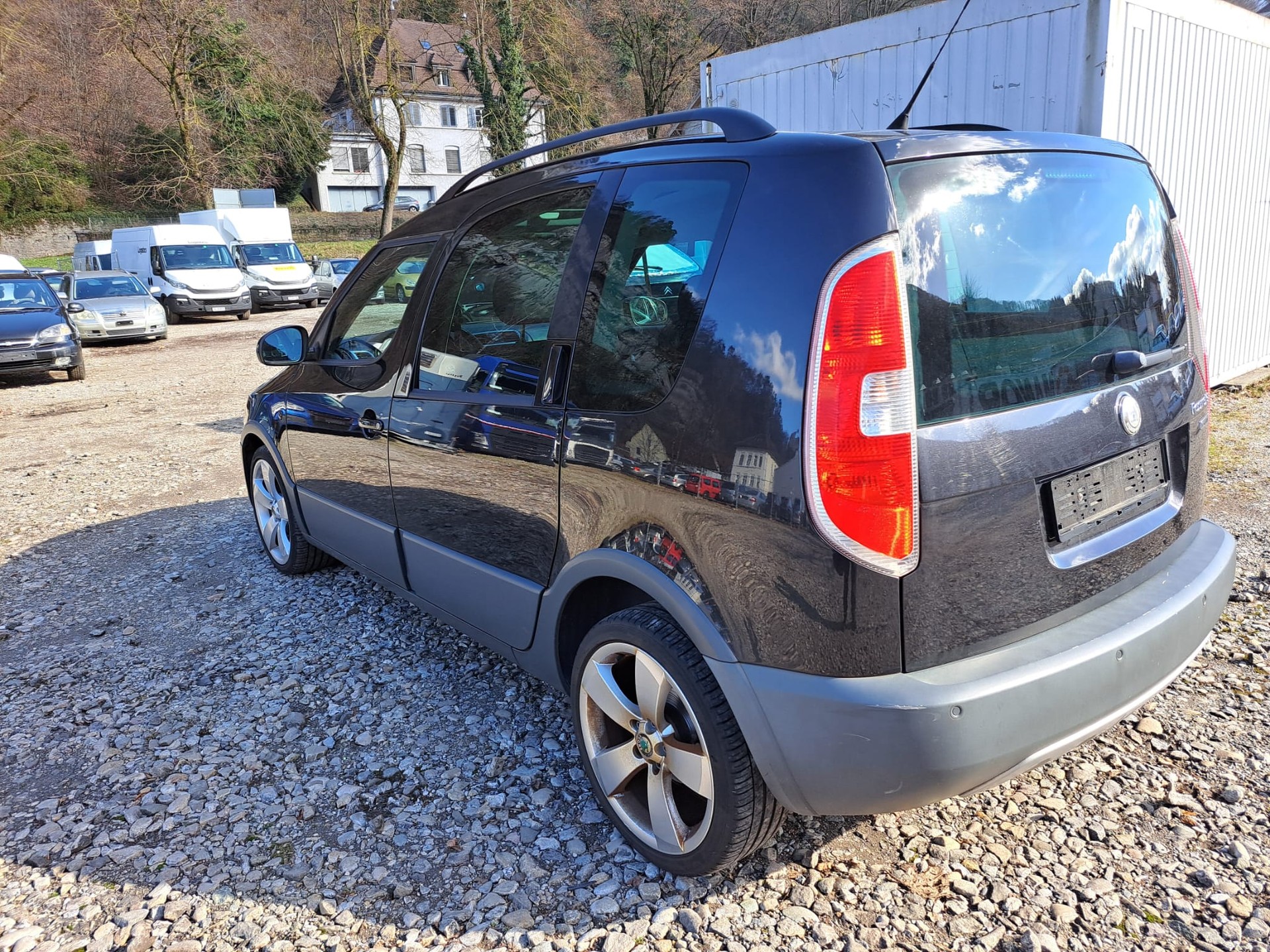 SKODA Roomster 1.6 Cooly-image-6