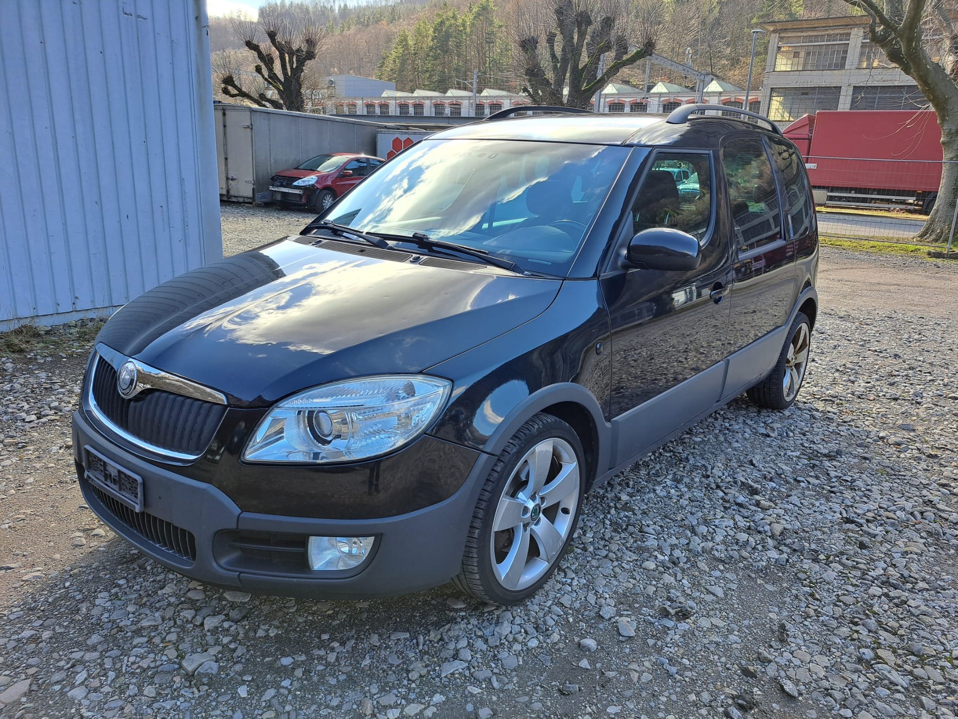 SKODA Roomster 1.6 Cooly-image-0