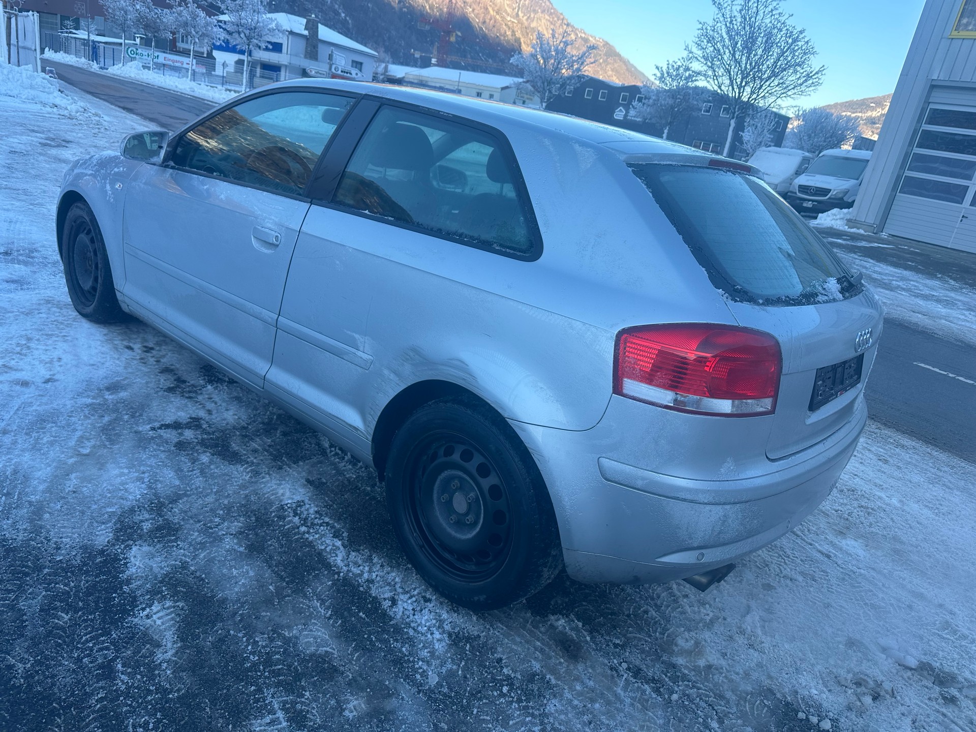 AUDI A3 2.0 FSI Ambition-image-3