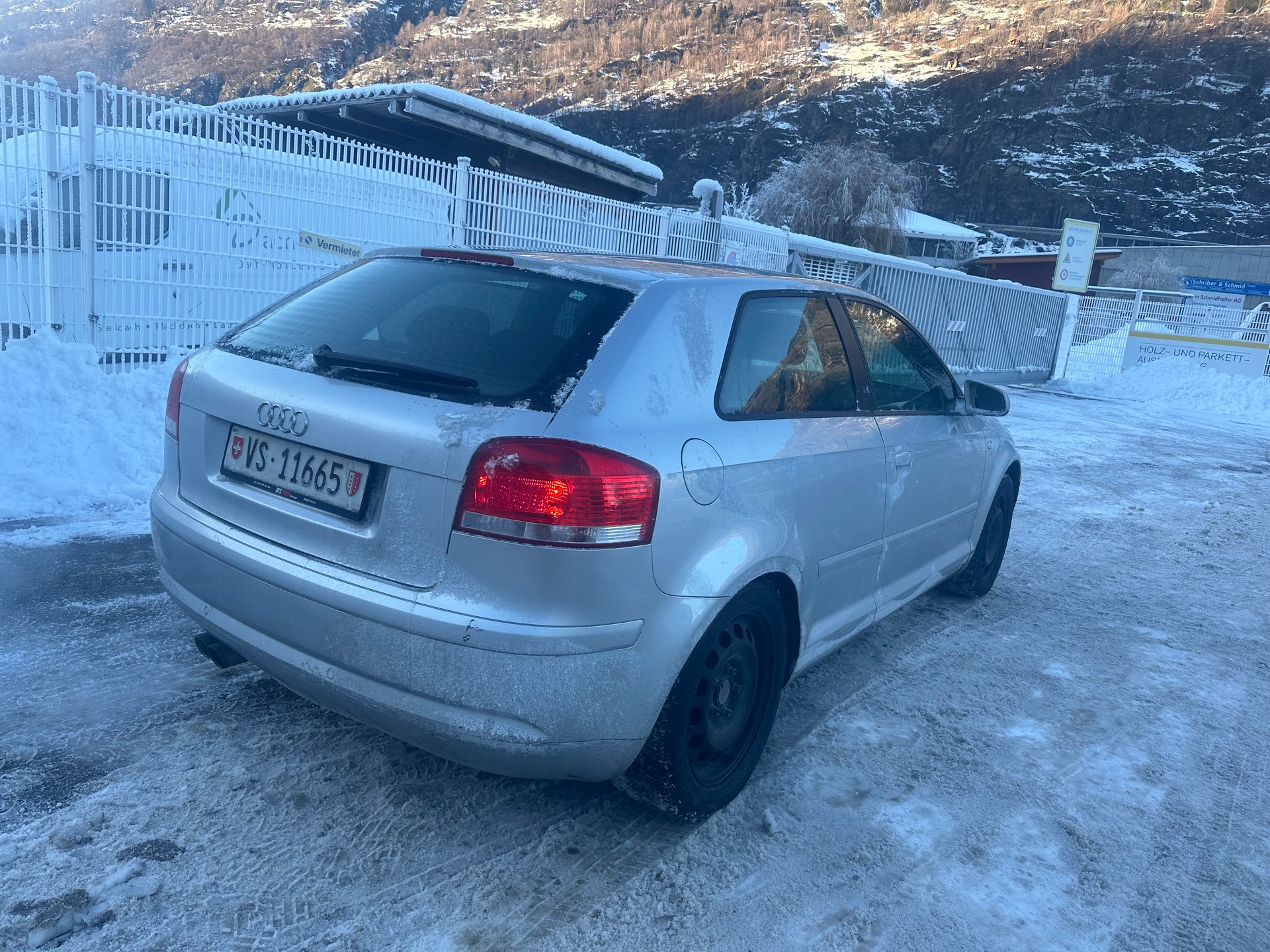 AUDI A3 2.0 FSI Ambition-image-11