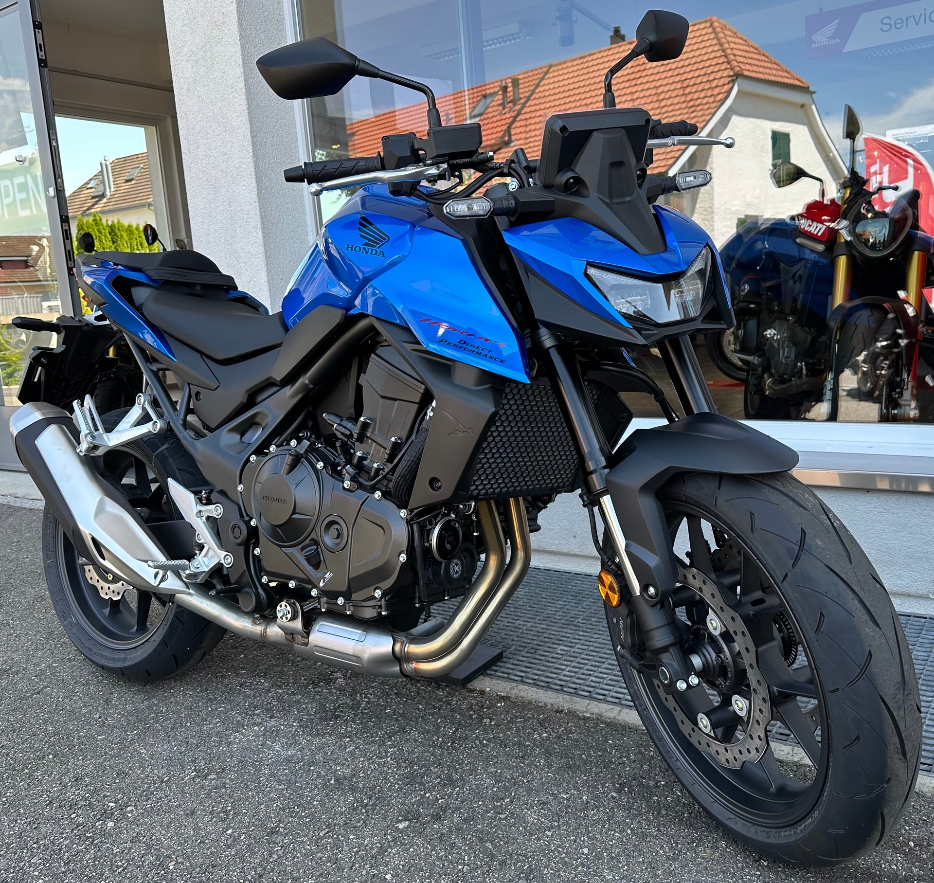 HONDA CB 750 Hornet-showroom-element-3