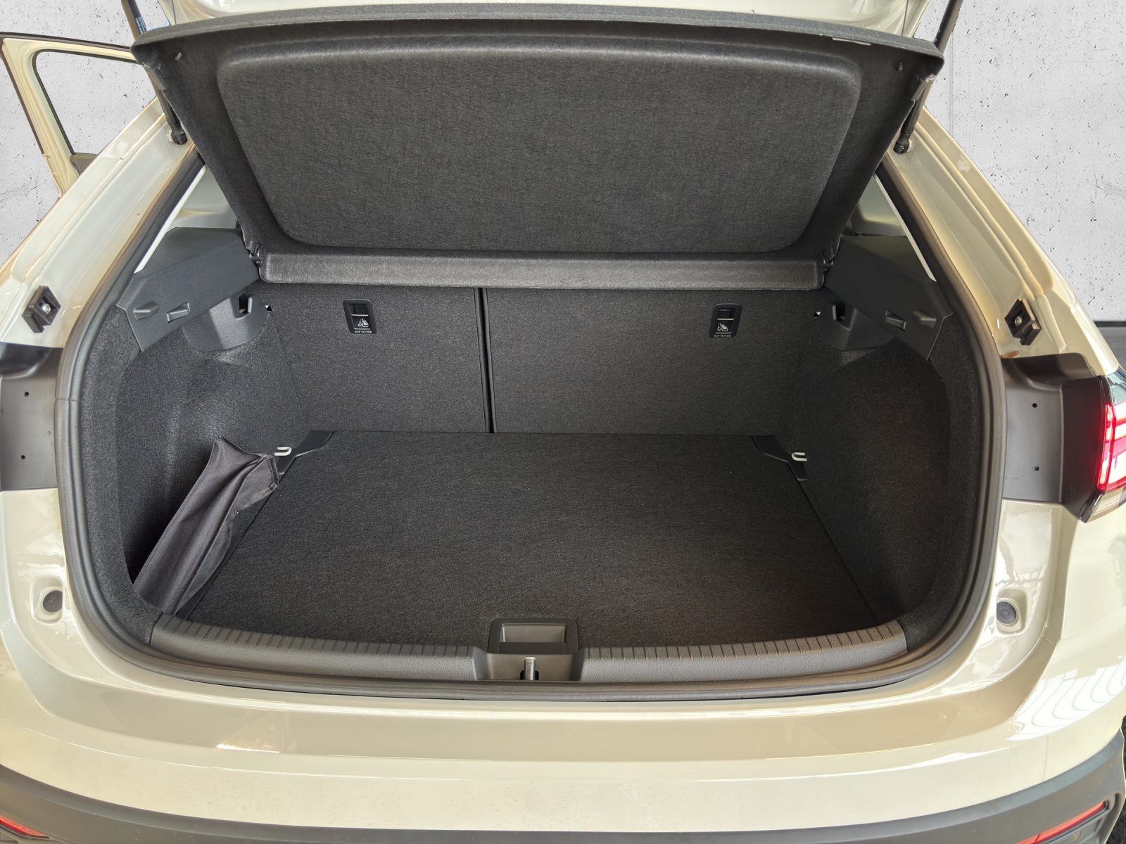 VW Taigo 1.0 TSI Life United DSG-image-14