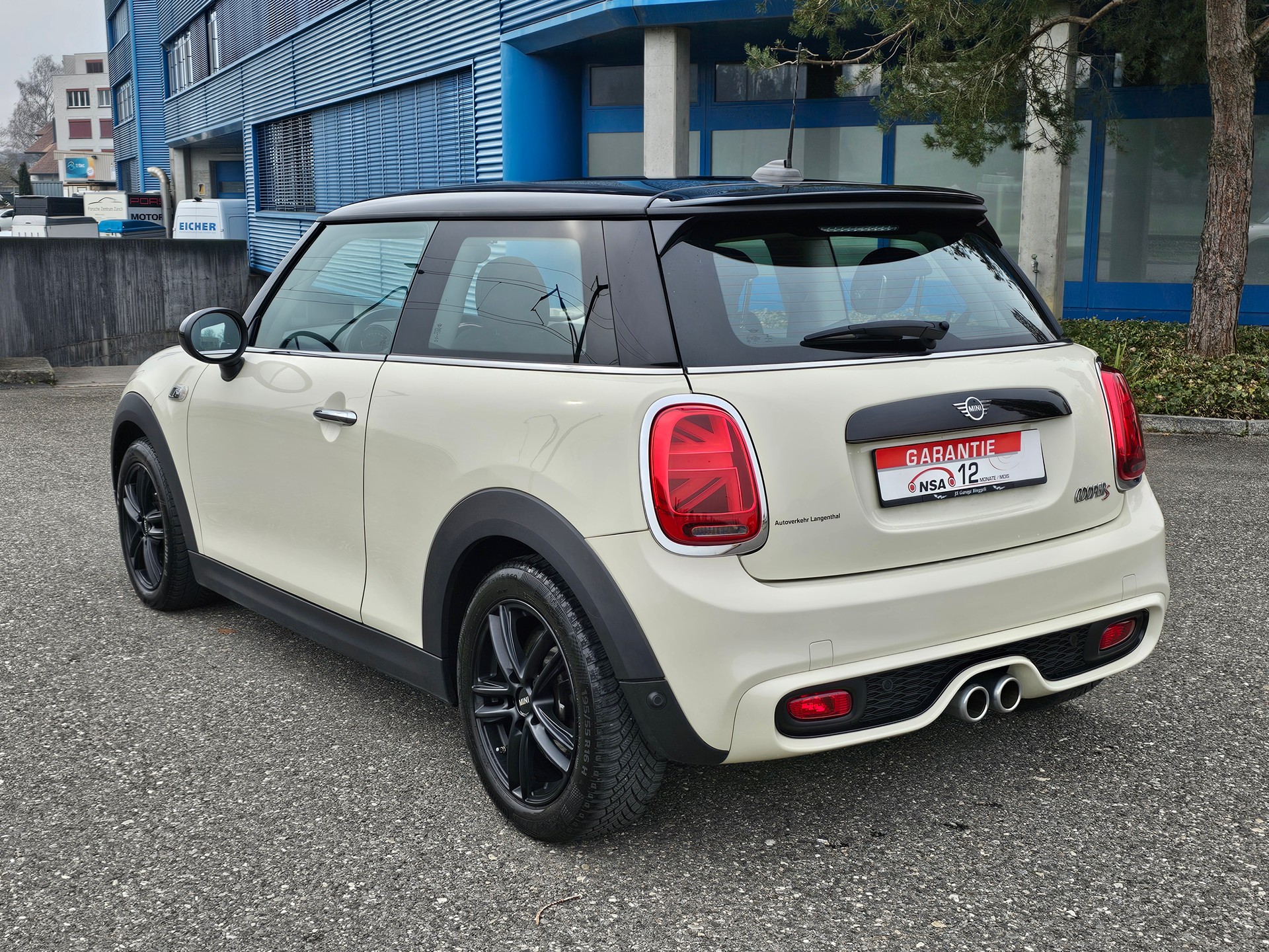 MINI Mini Cooper S-image-1