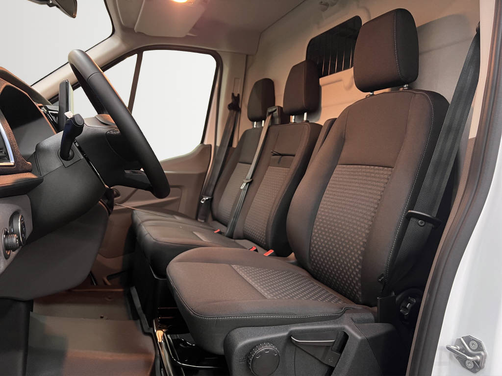 FORD Transit Van 310 L2H2 2.0 EcoBlue 130 Trend-image-5