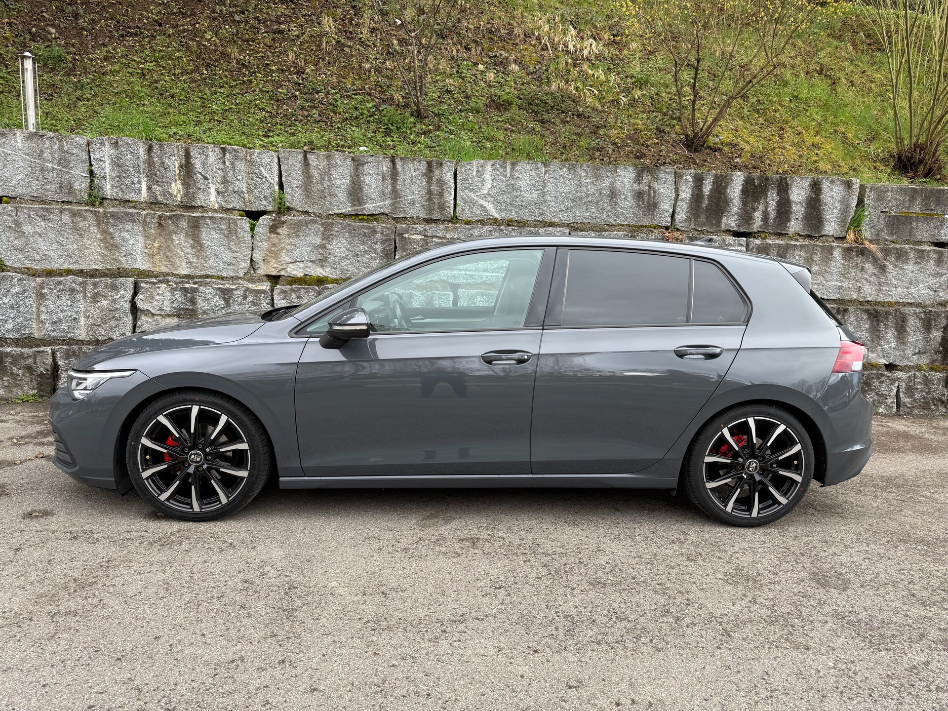 VW Golf 1.0 TSI Value-image-10
