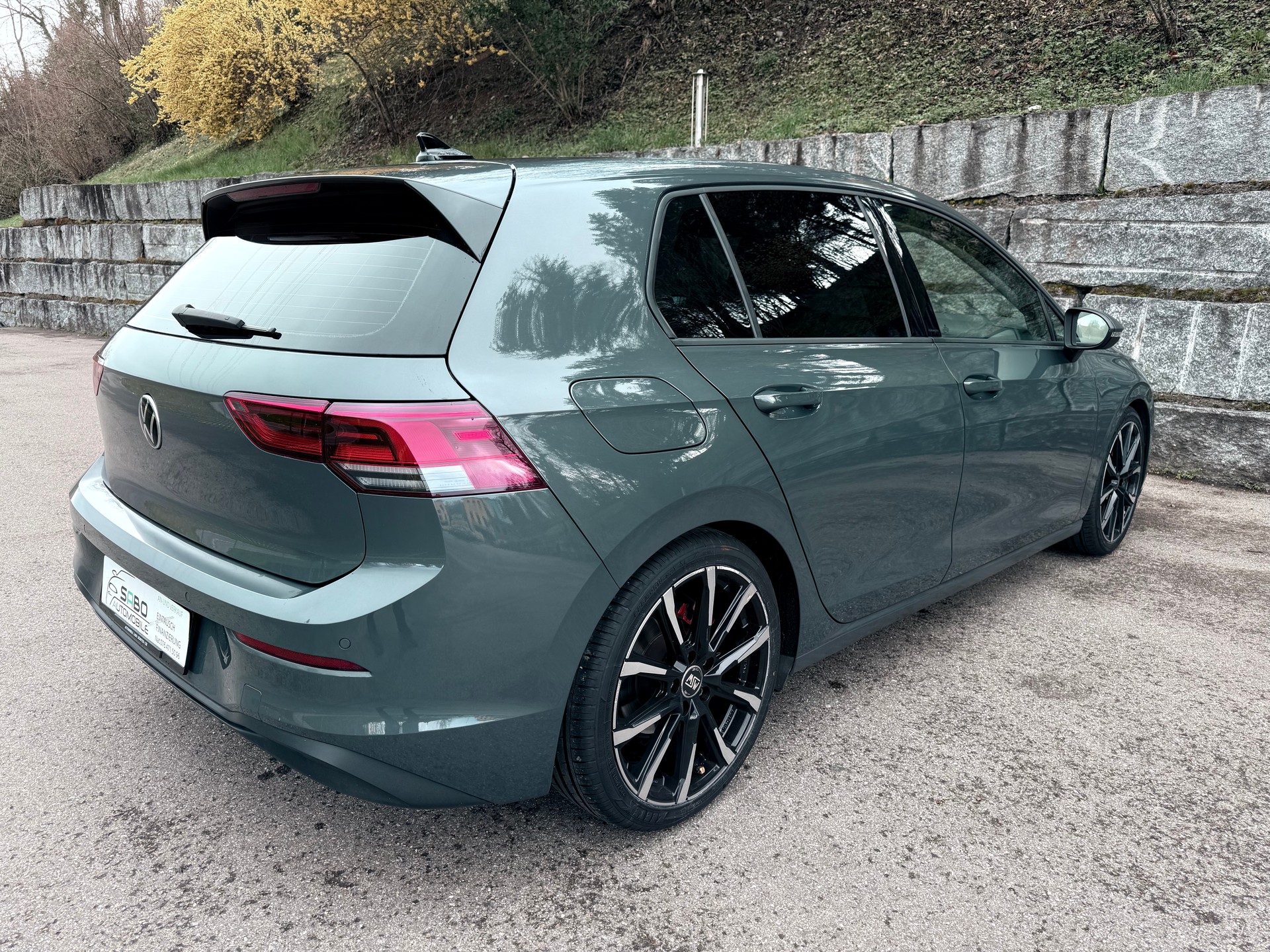 VW Golf 1.0 TSI Value-image-2