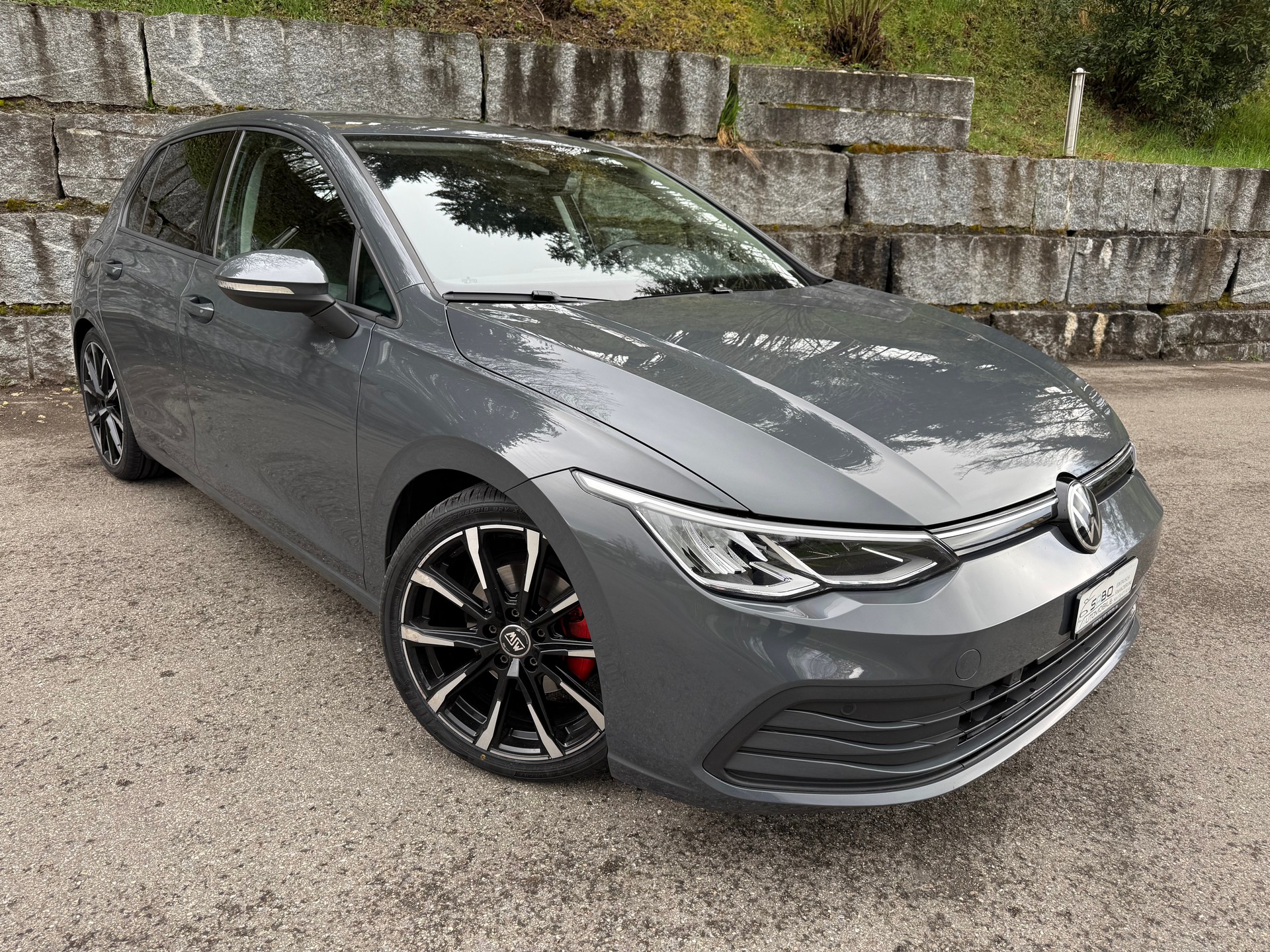 VW Golf 1.0 TSI Value-image-1