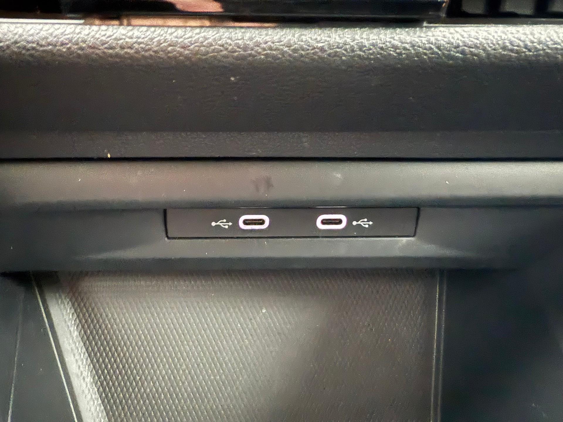 VW Golf 1.0 TSI Value-image-7