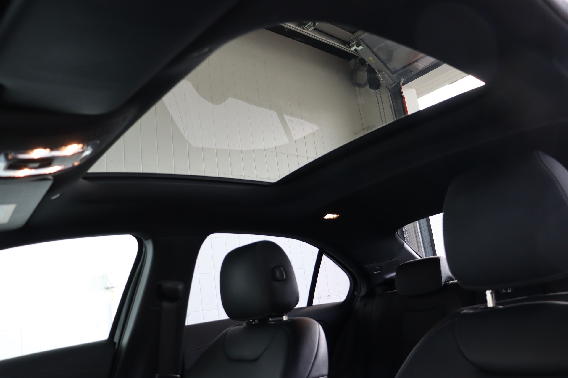 MERCEDES-BENZ A 250 4Matic AMG Line 4Matic 7G-DCT-image-8