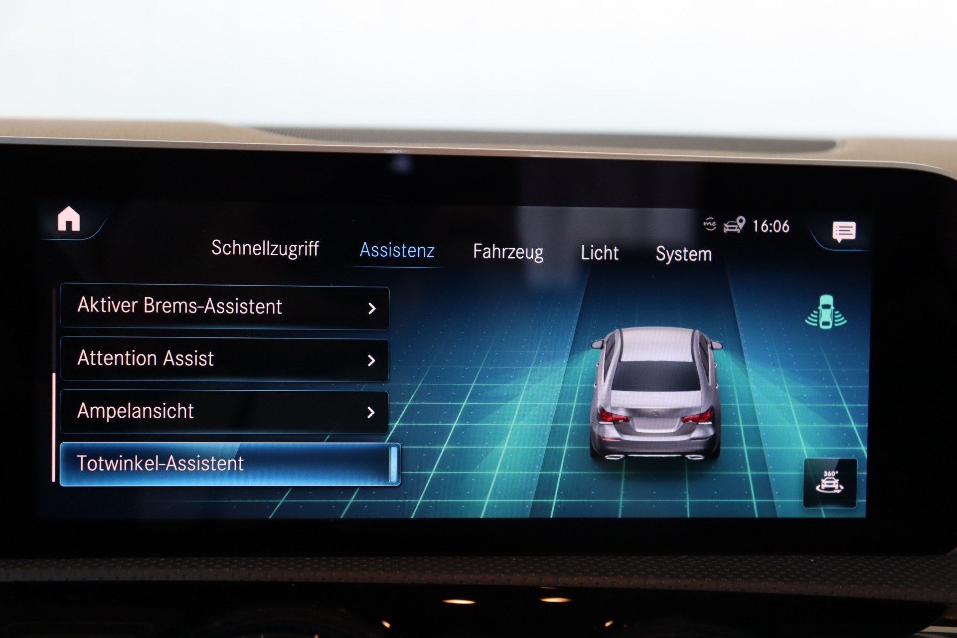 MERCEDES-BENZ A 250 4Matic AMG Line 4Matic 7G-DCT * 360 GRAD KAMERA * FAHRASSISTENZ-PAKET * SCHIEBEDACH *-image-26