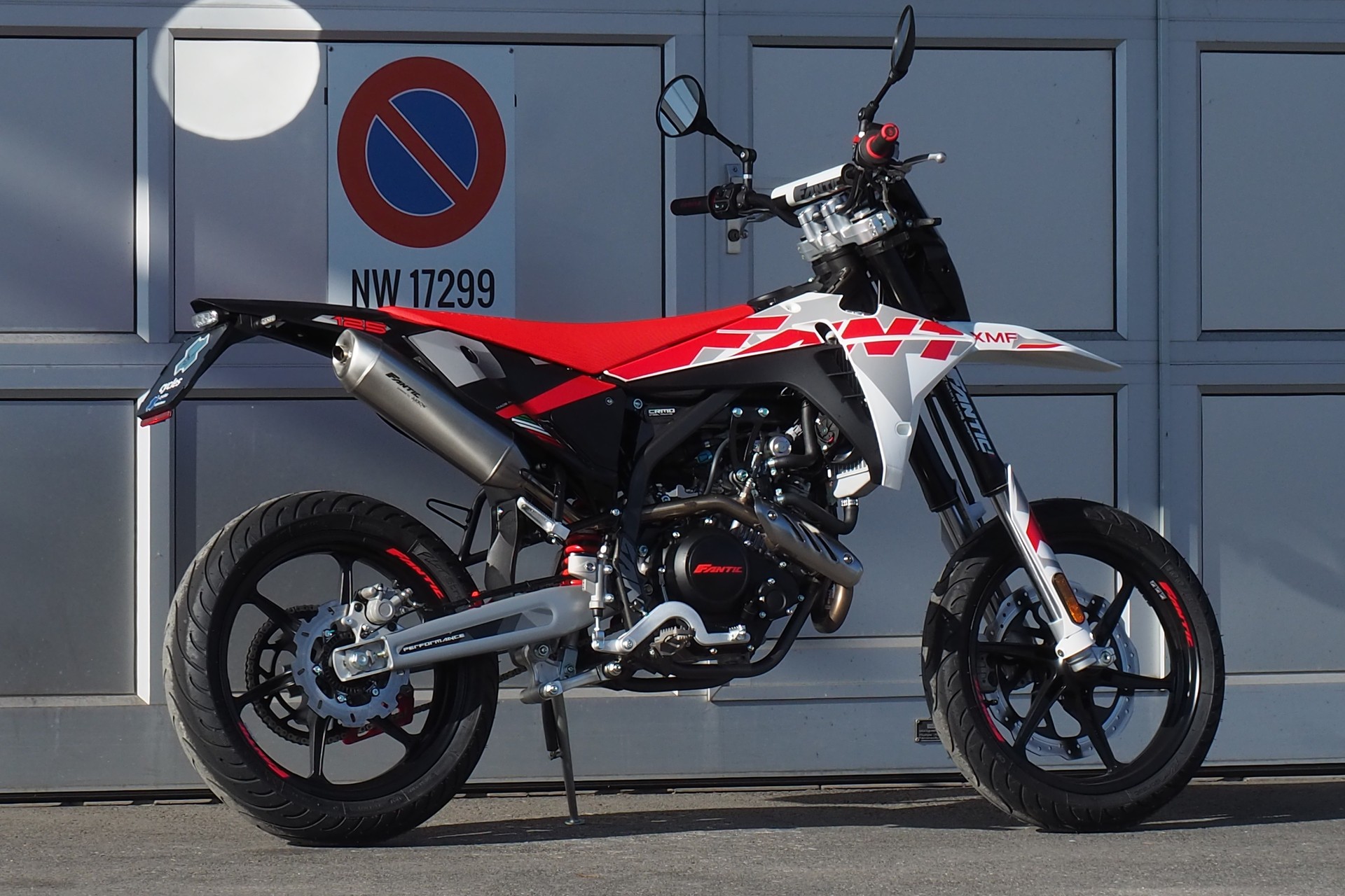FANTIC XMF Performance 125-image-4