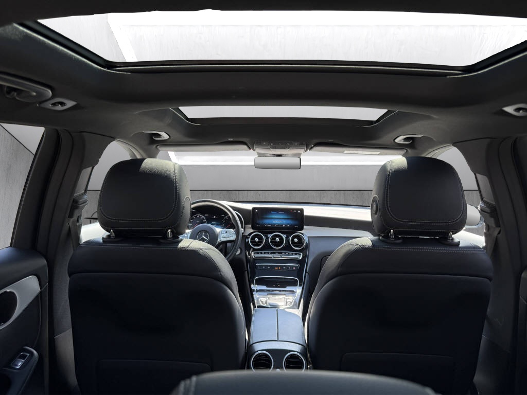 MERCEDES-BENZ GLC 200 AMG Line 4m-image-12