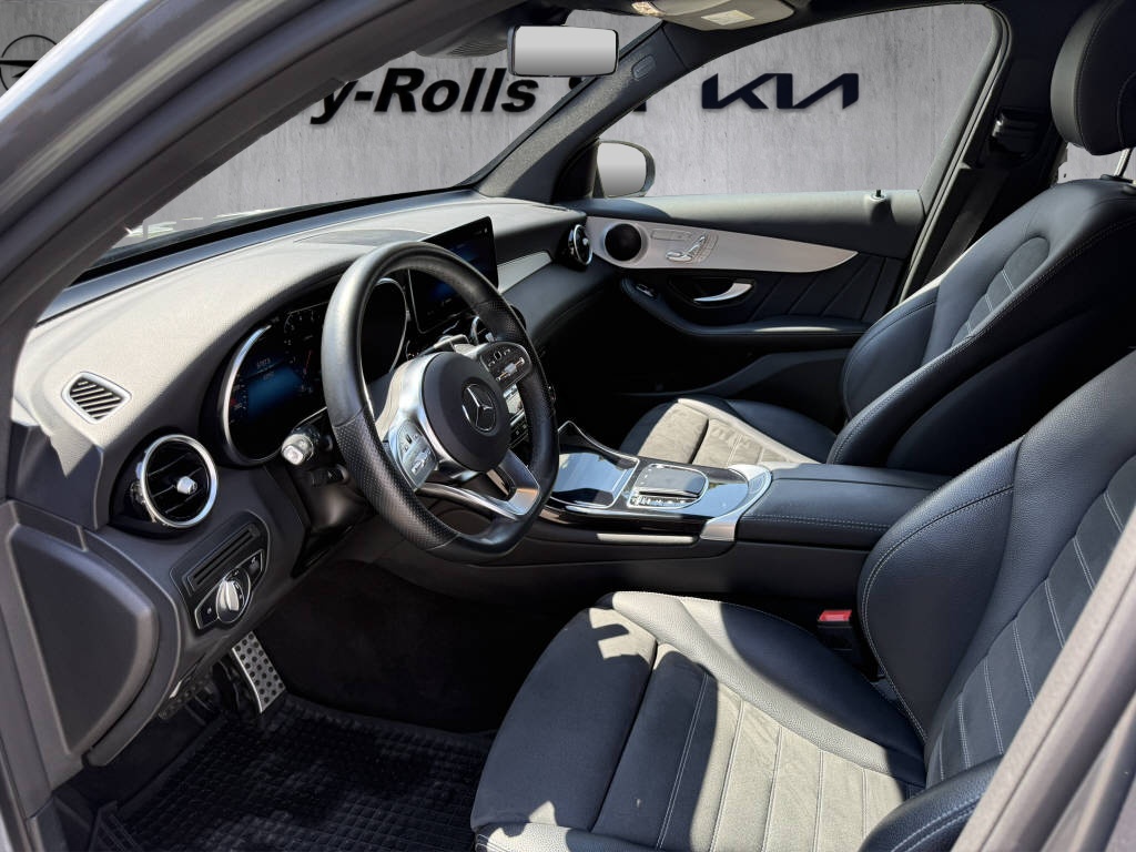 MERCEDES-BENZ GLC 200 AMG Line 4m-image-8
