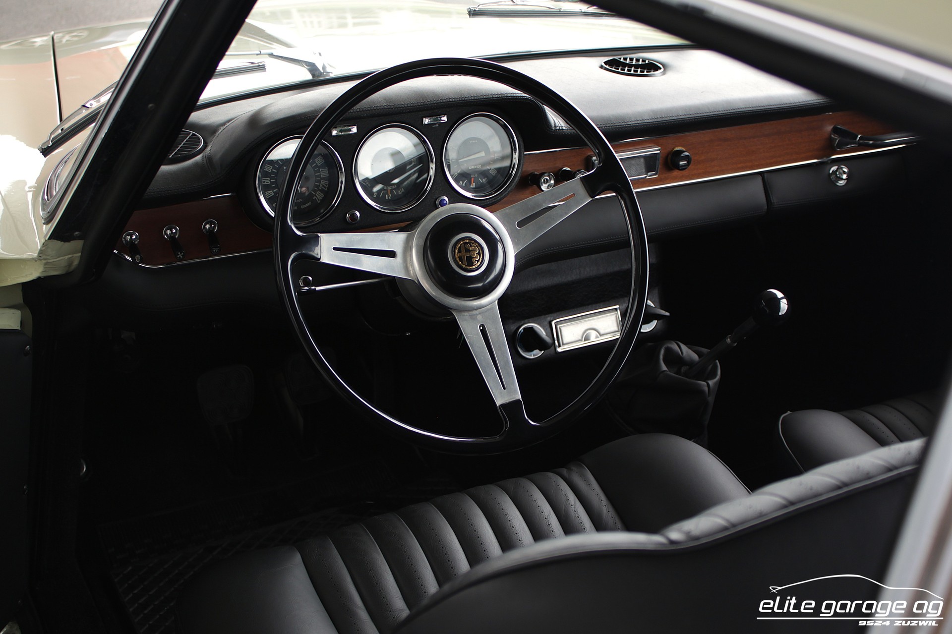 ALFA ROMEO 2600 Sprint VETERANENGEPRÜFT-image-14