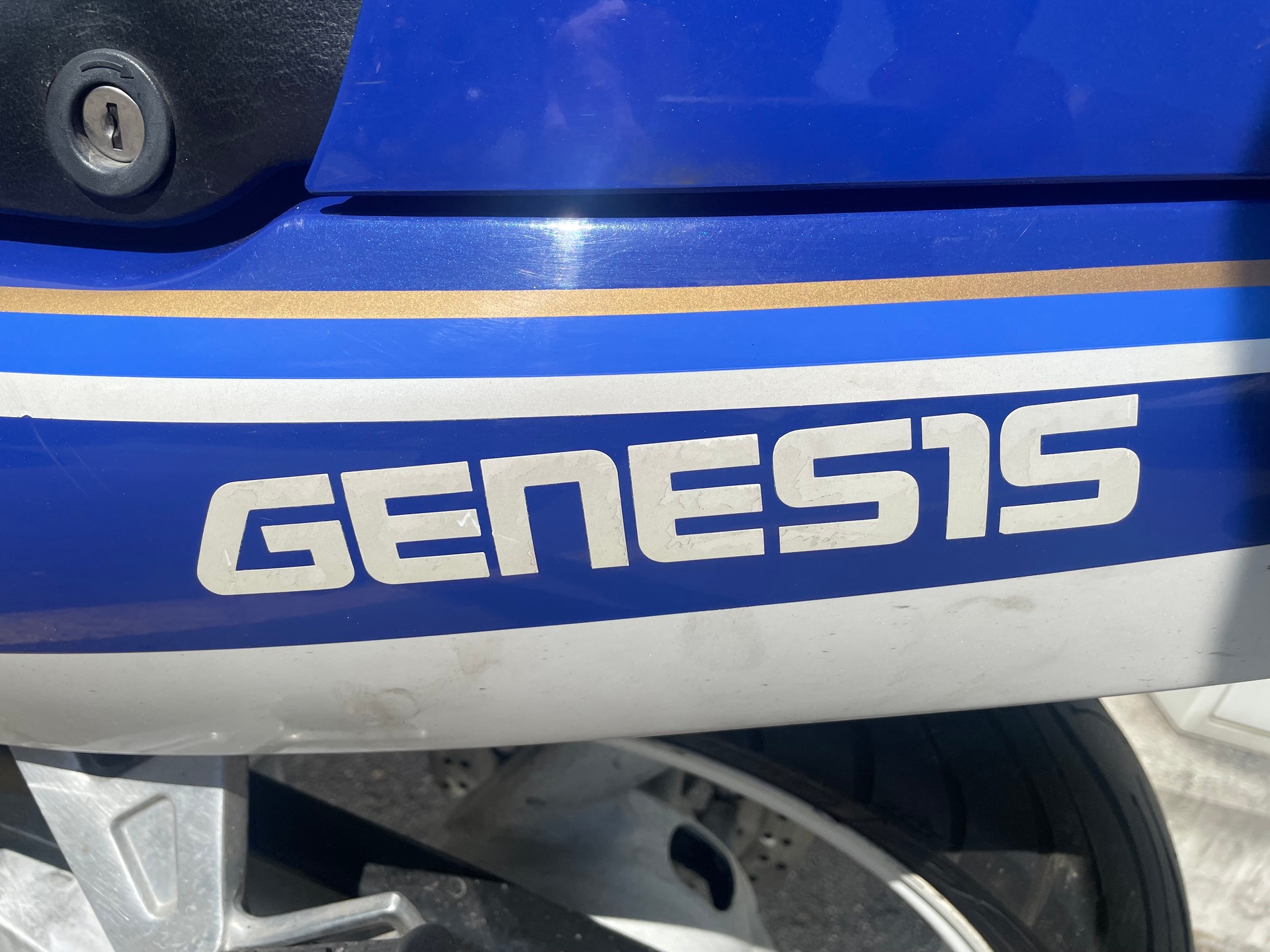 YAMAHA FZR 1000-image-9