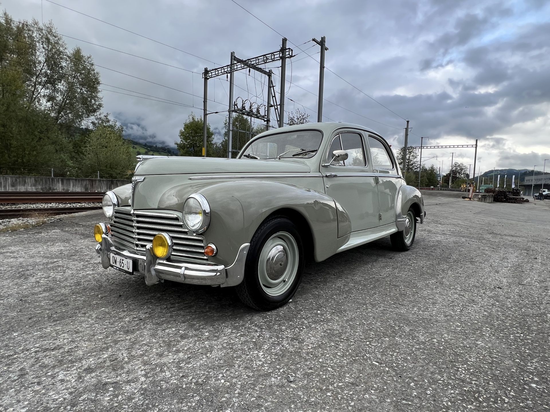 PEUGEOT 203 Berline-image-4
