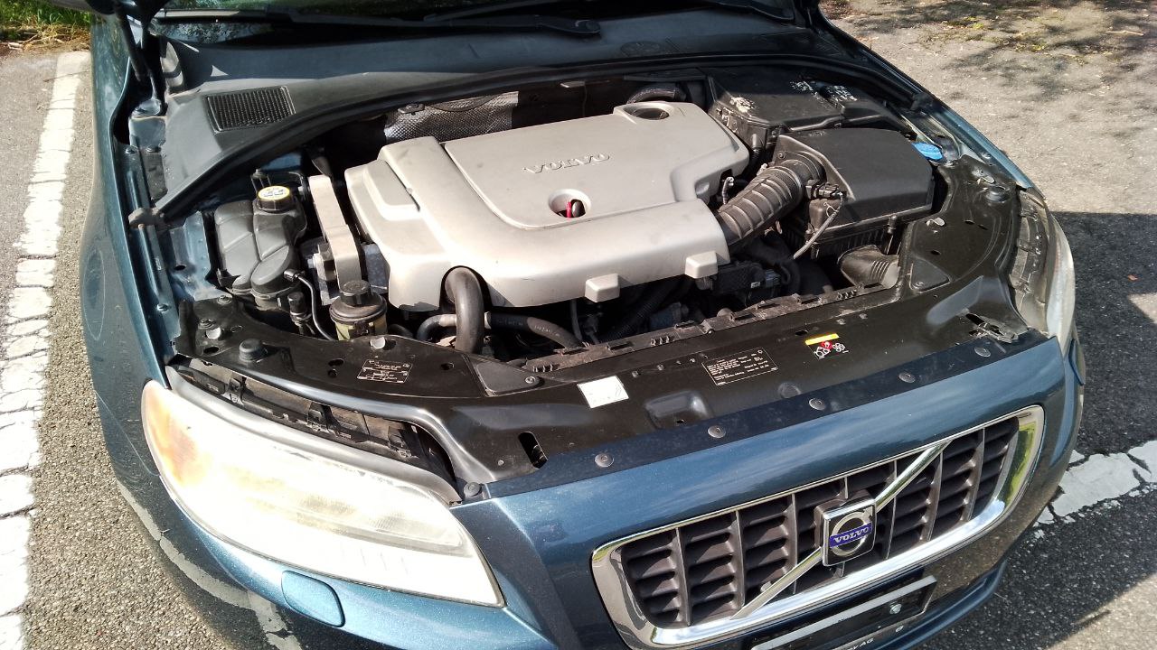 VOLVO V70 D5 AWD Kinetic Geartronic-image-7