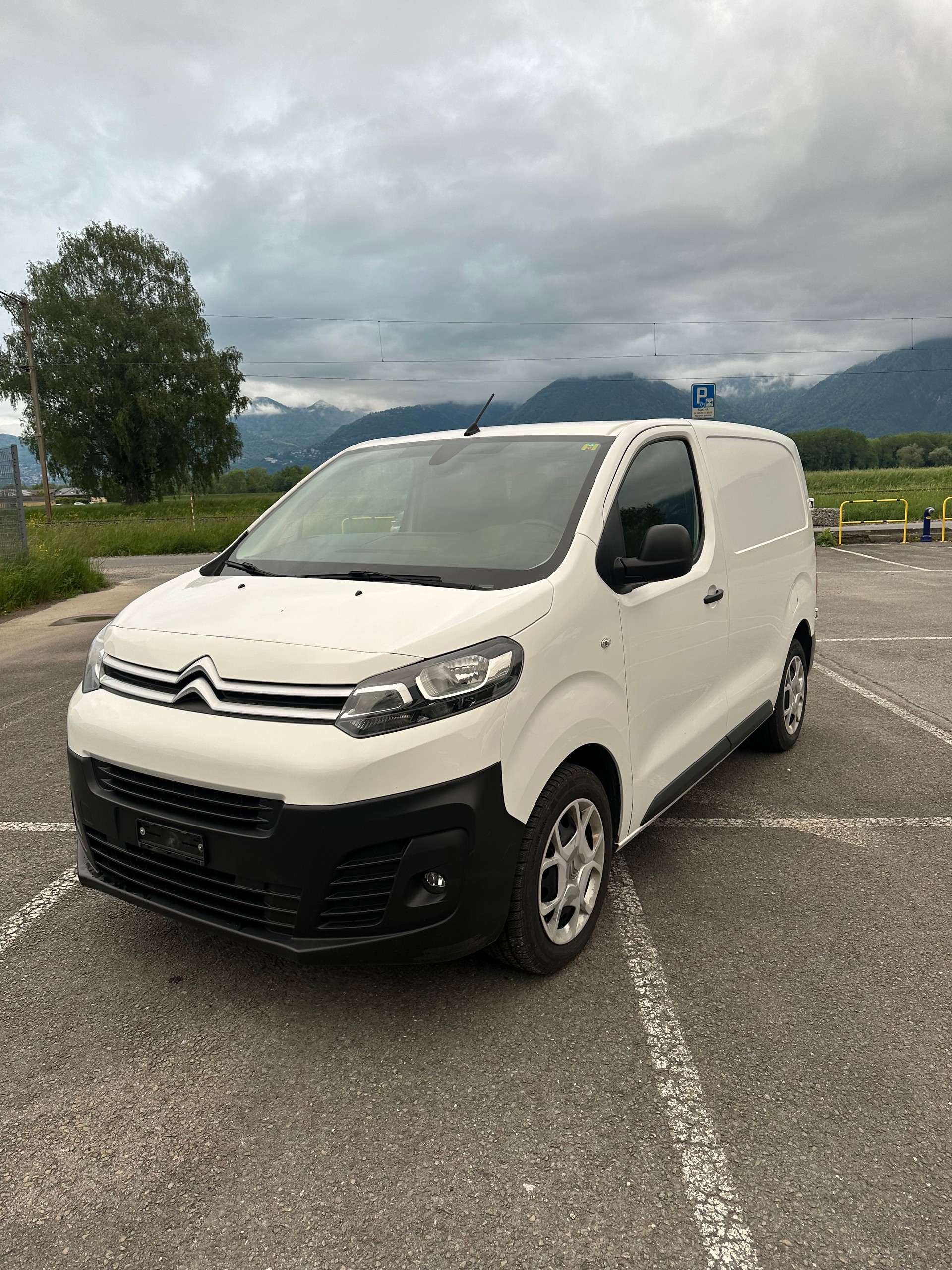 CITROEN Jumpy 2.0 BlueHDi 120 s/s XS Club EAT8-image-6