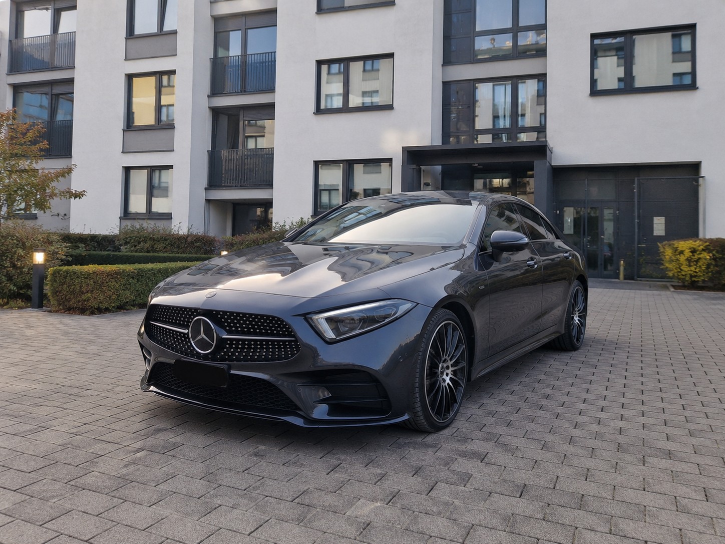 MERCEDES-BENZ CLS 450 4Matic AMG-Line 9G-Tronic ***EDITION 1*** Leasing möglich!-image-1