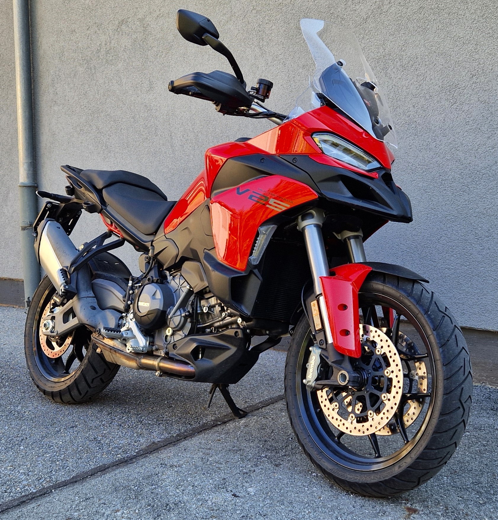 DUCATI MULTISTRADA V2 S-showroom-element-1