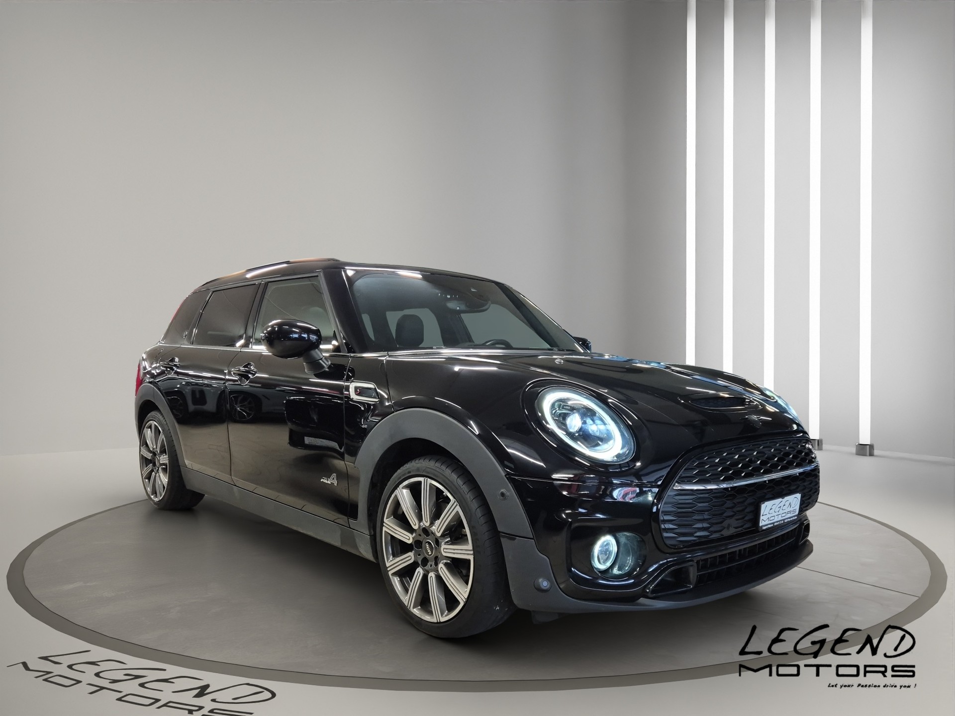 MINI Clubman Cooper S ALL4 Steptronic LEASING à partir de CHF 320.-/mois-image-0