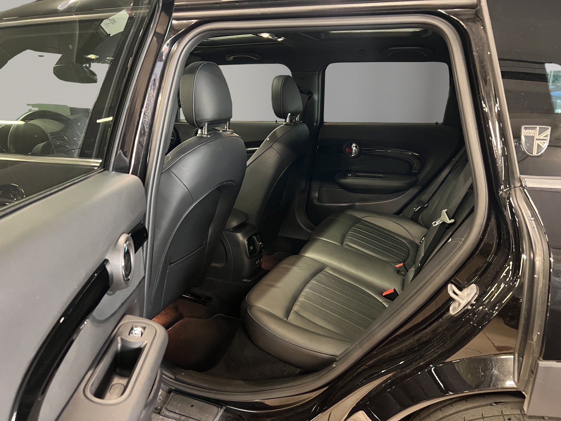 MINI Clubman Cooper S ALL4 Steptronic LEASING à partir de CHF 320.-/mois-image-12