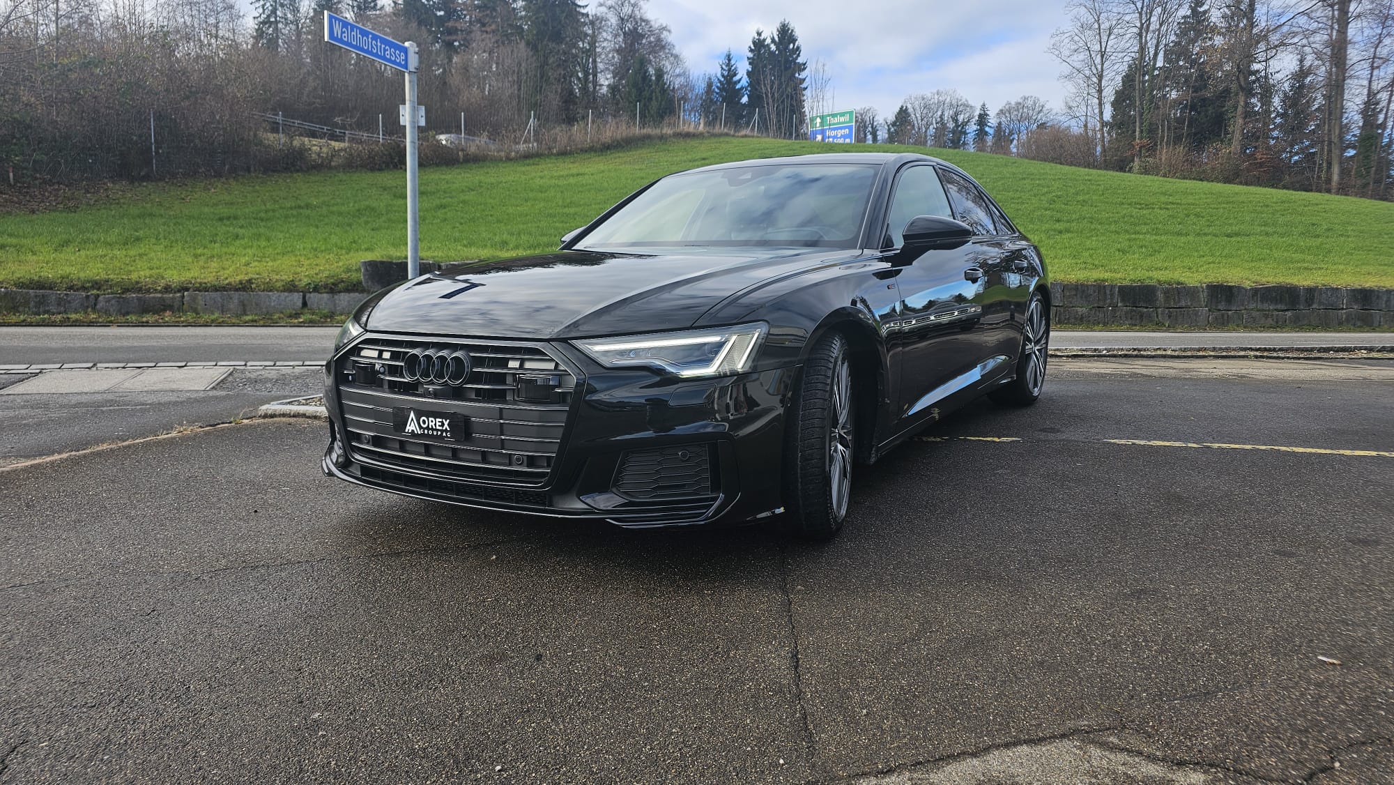 Car photo