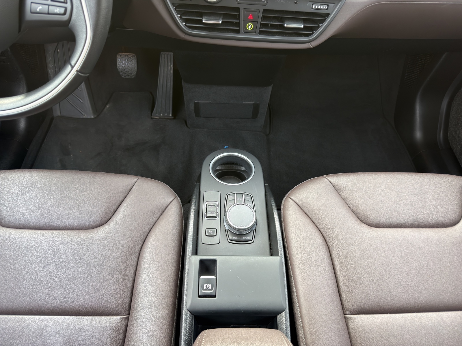 BMW i3s-image-10