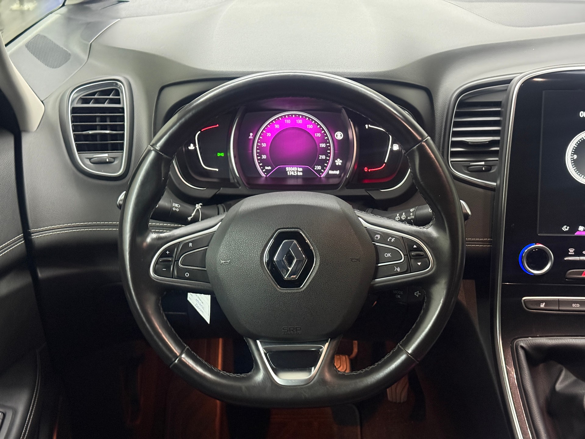 RENAULT Scénic 1.2 16V Turbo Bose-image-7