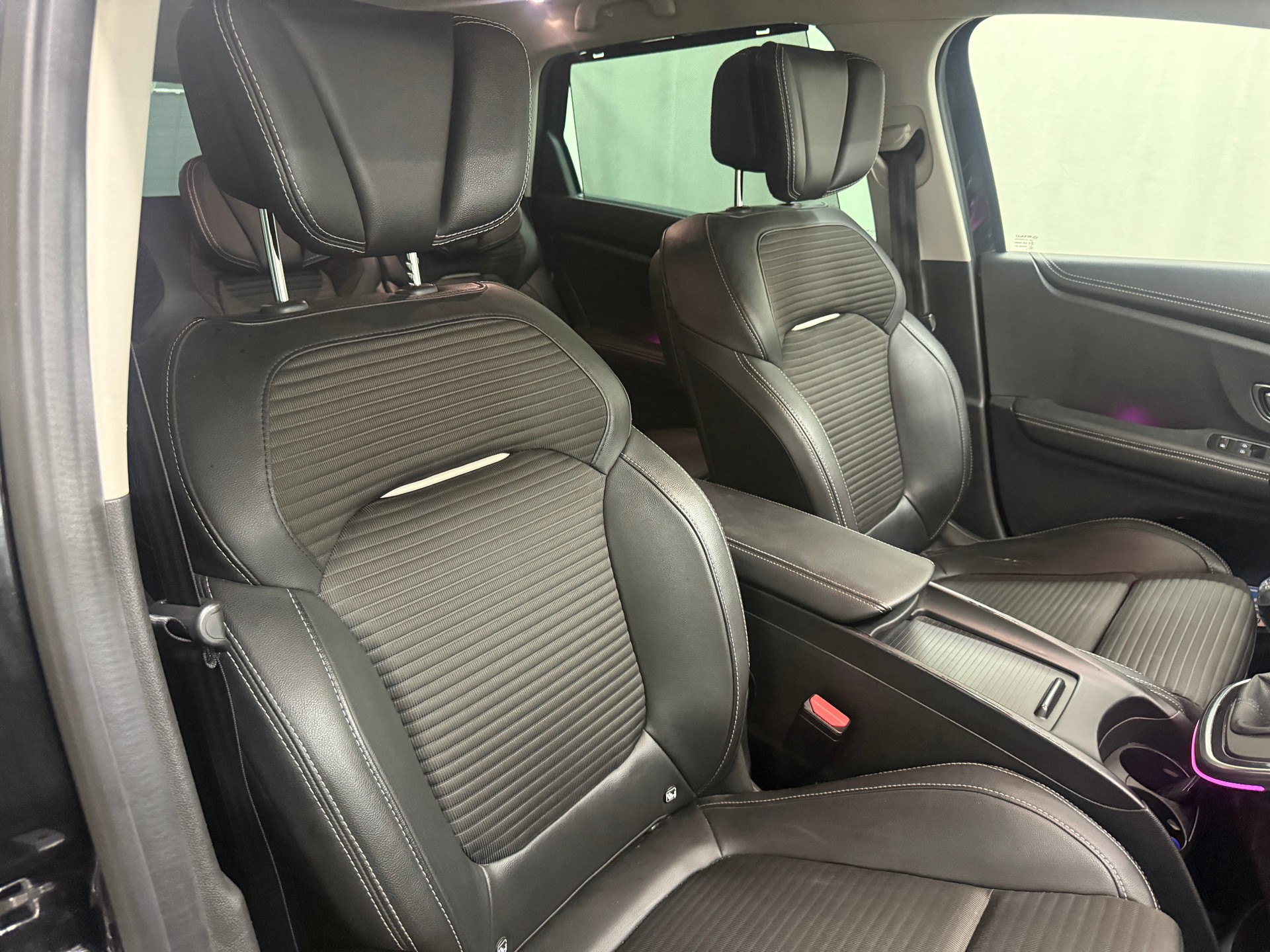 RENAULT Scénic 1.2 16V Turbo Bose-image-10