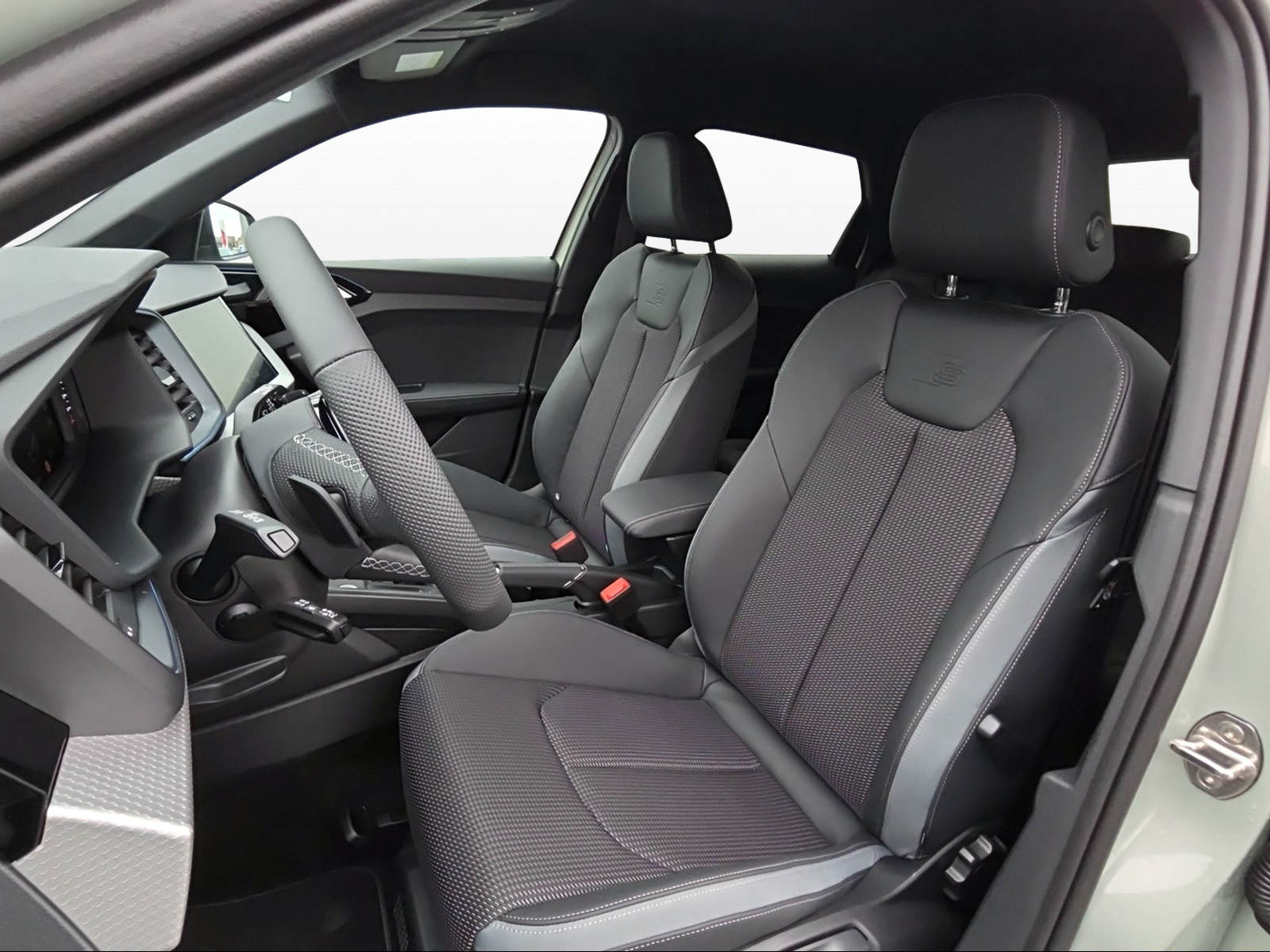 AUDI A1 Sportback 35 TFSI S Line S-tronic-image-7