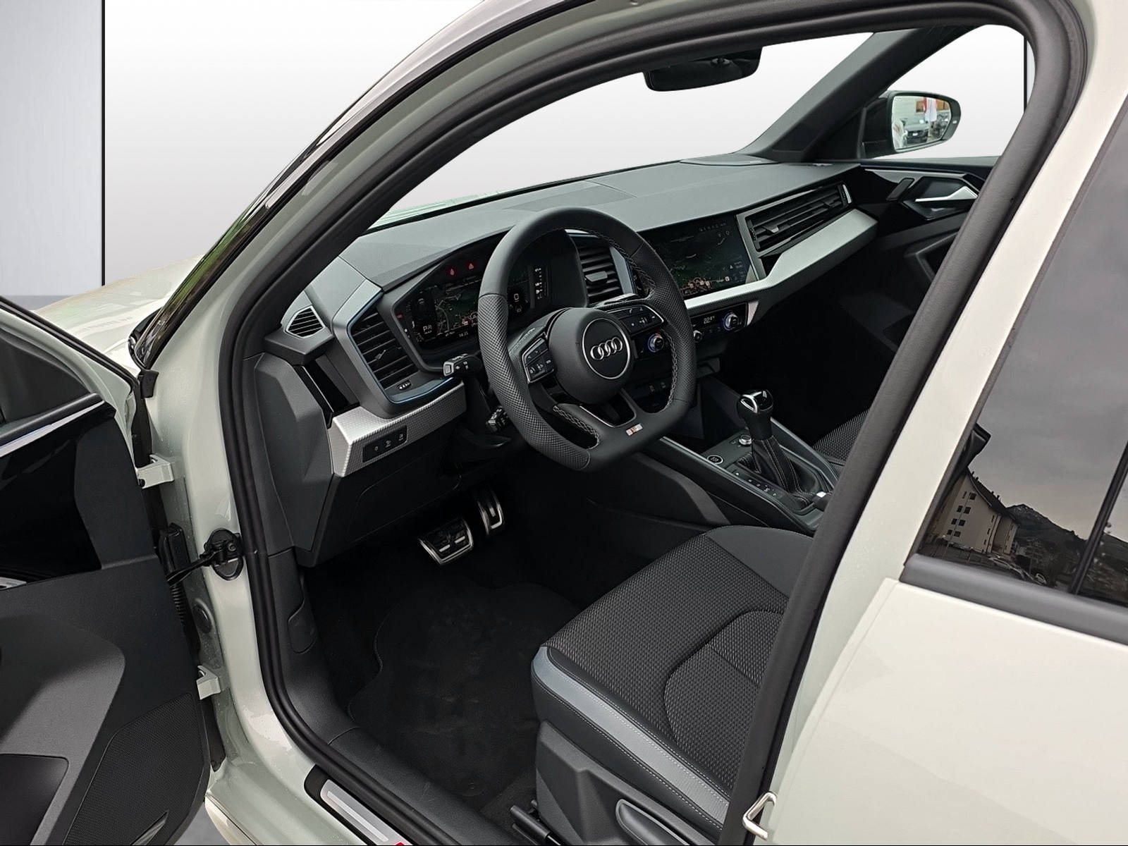 AUDI A1 Sportback 35 TFSI S Line S-tronic-image-5